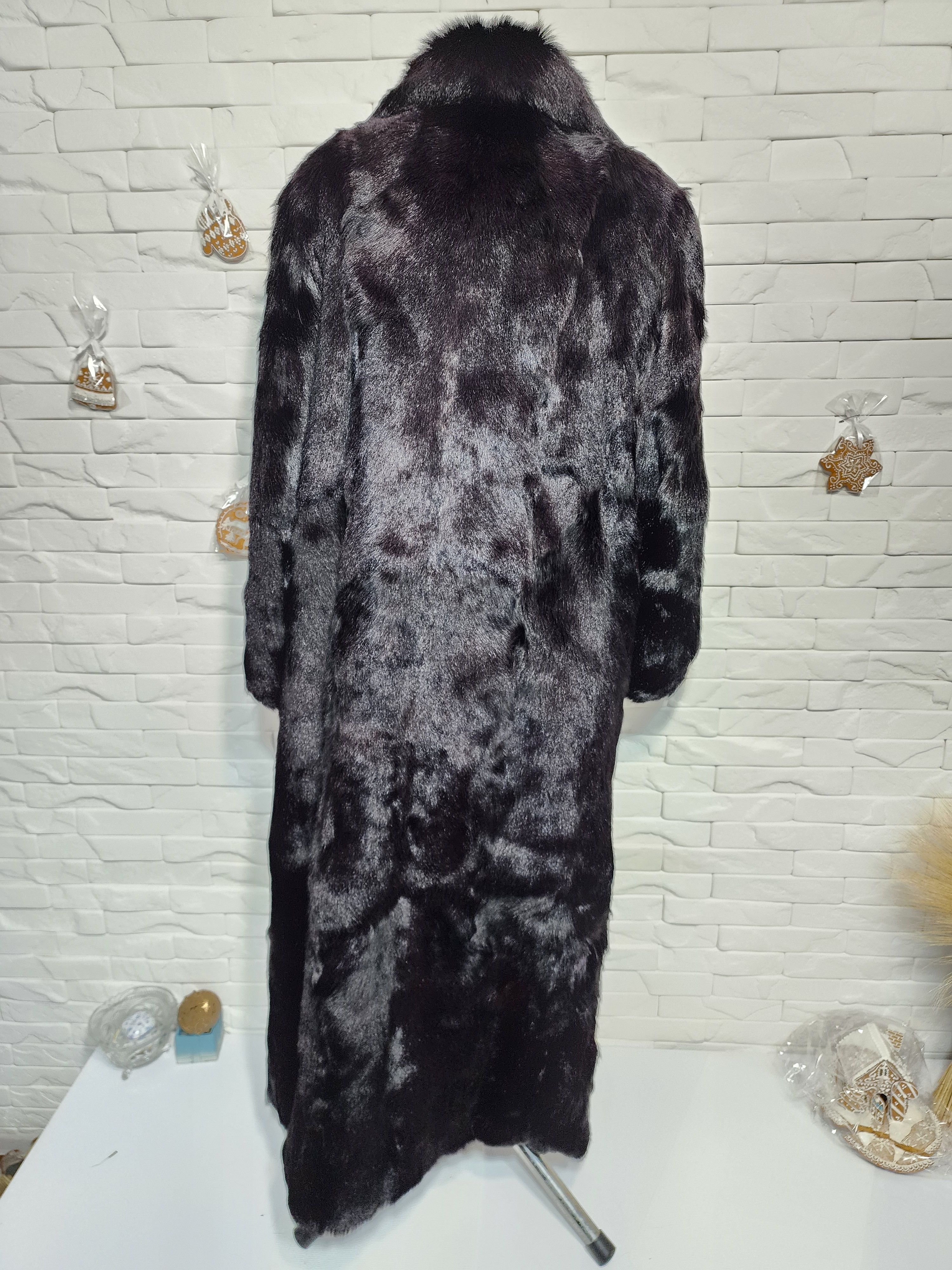 Furla Black Genuine Fur Coat: Women's Winter Coat Size XL / US 12-14 / IT 48-50 - 4 Thumbnail