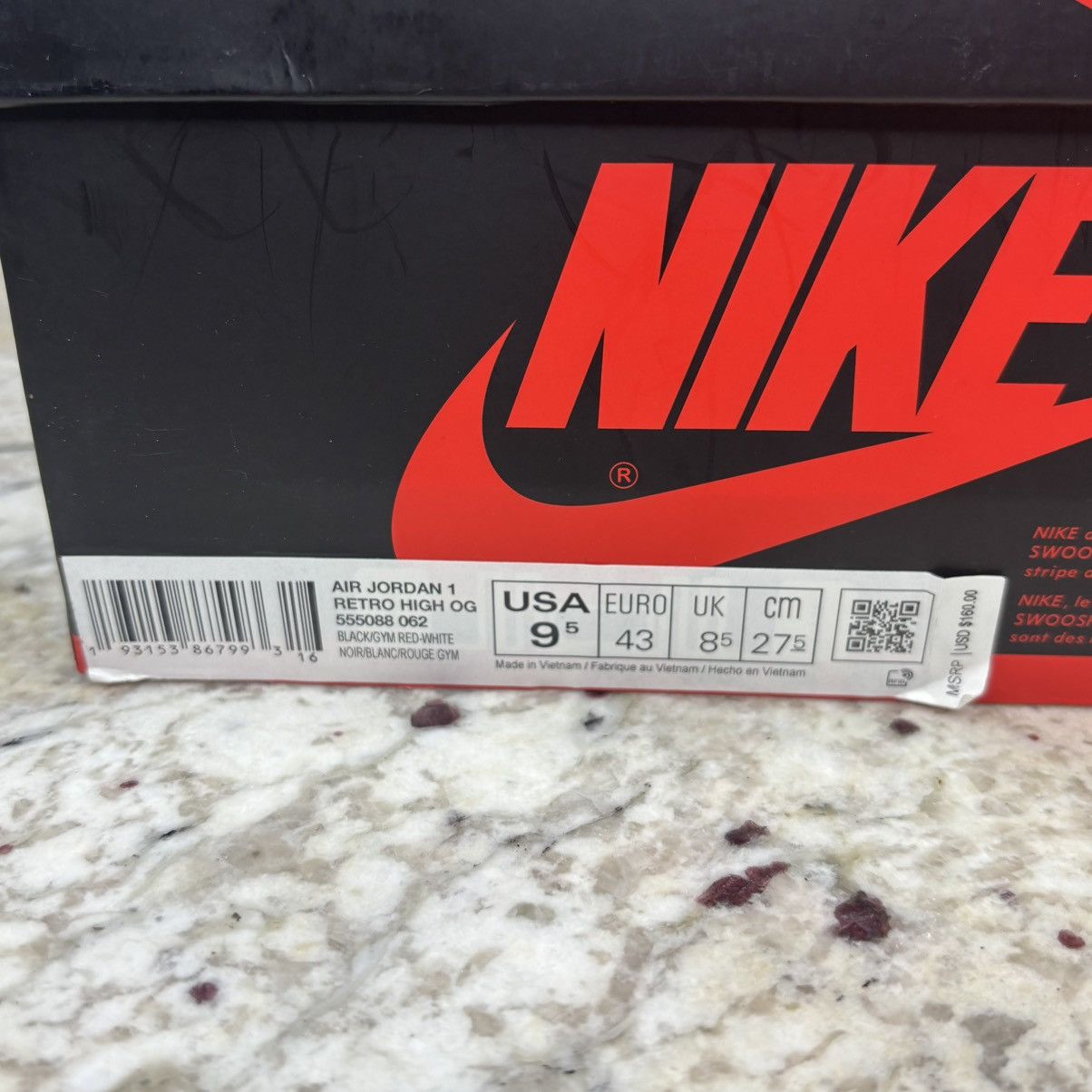 Jordan Brand Size 9.5 - Jordan 1 High OG Bloodline 2019 Light Wear W/Box Size US 9.5 / EU 42-43 - 21 Thumbnail
