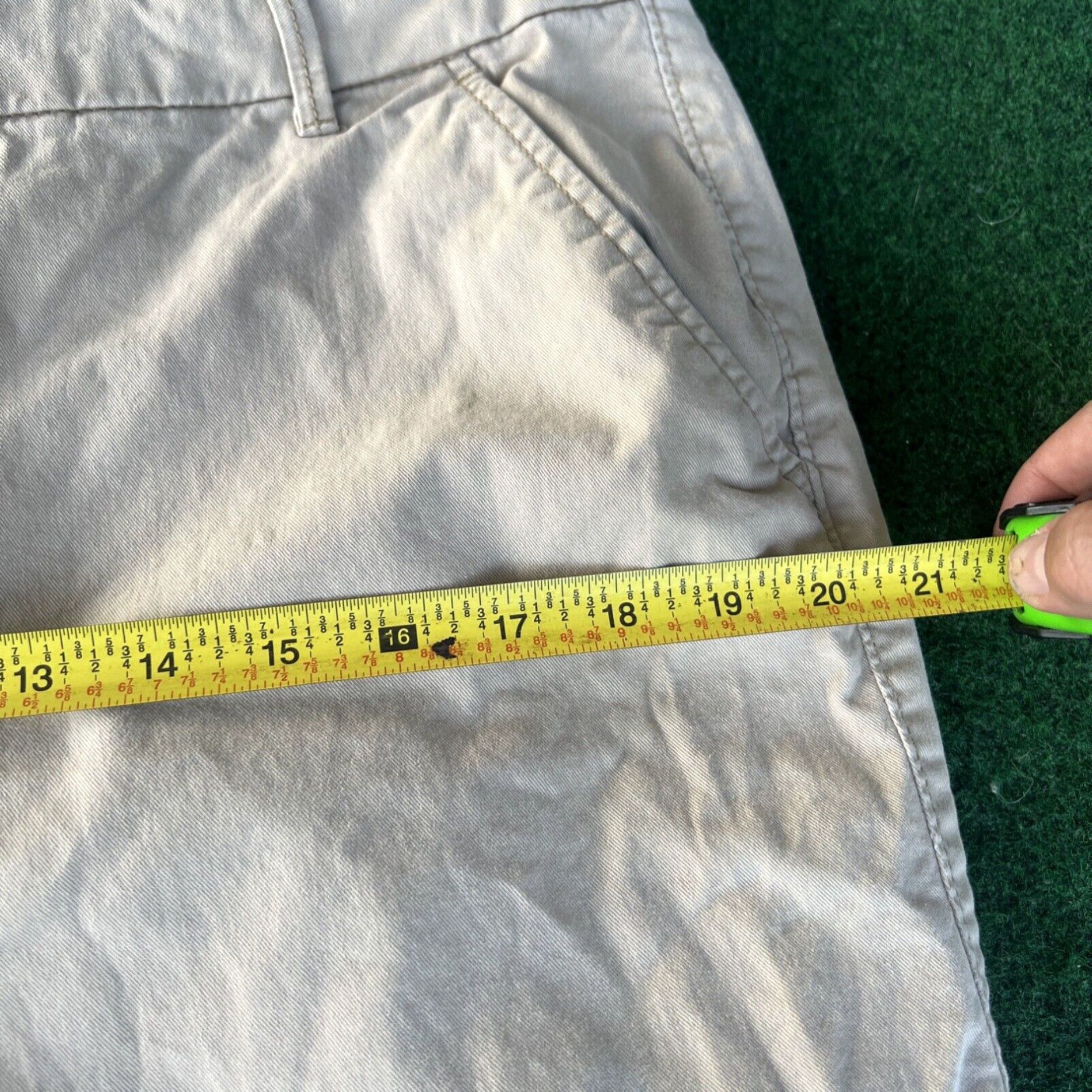 Old Navy Old Navy Skinny Khakis Womens Size 16 38x30 Size ONE SIZE - 6 Thumbnail