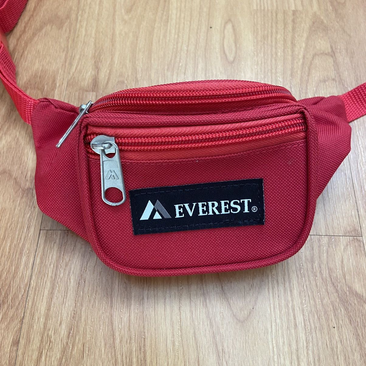 Vintage Everest Logo Mini Red Fanny Pack Size ONE SIZE - 2 Thumbnail