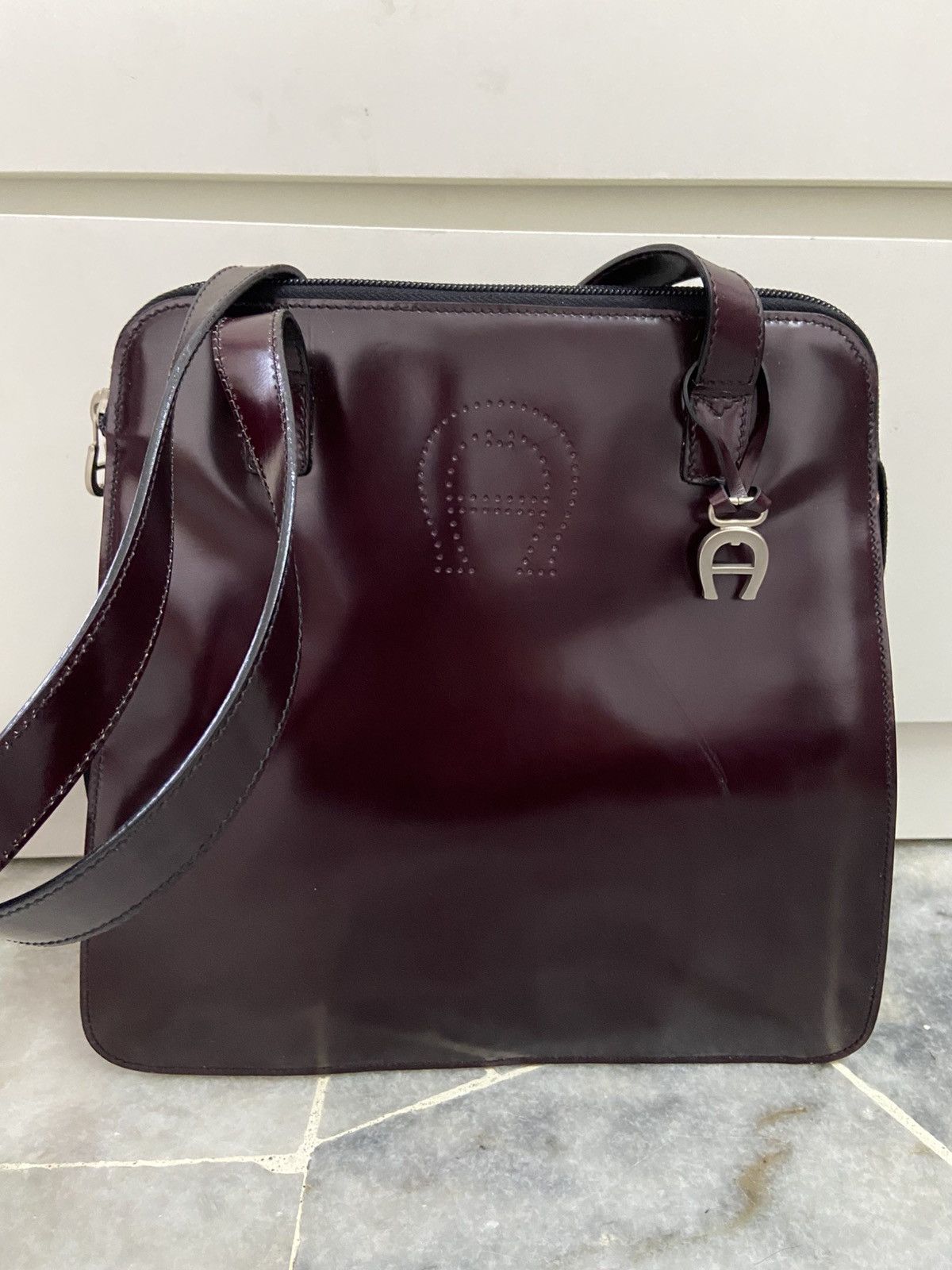 Aigner Vintage Aigner Leather Sling Shoulder Bag Size ONE SIZE - 1 Thumbnail