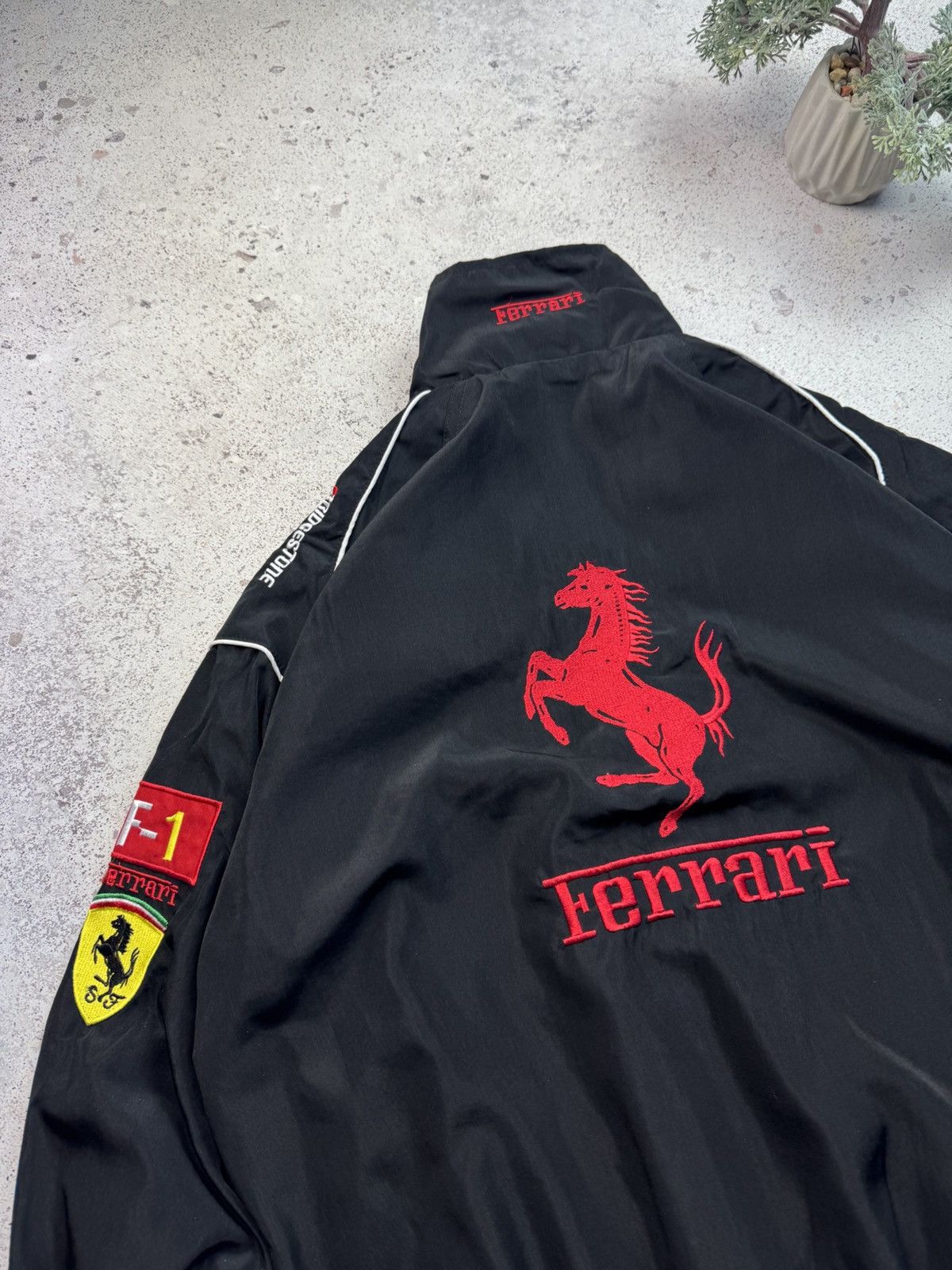 Formula 1 Ferrari Team Formula 1 F1 Racing Jacket Bomber Men’s M Size US L / EU 52-54 / 3 - 13 Thumbnail