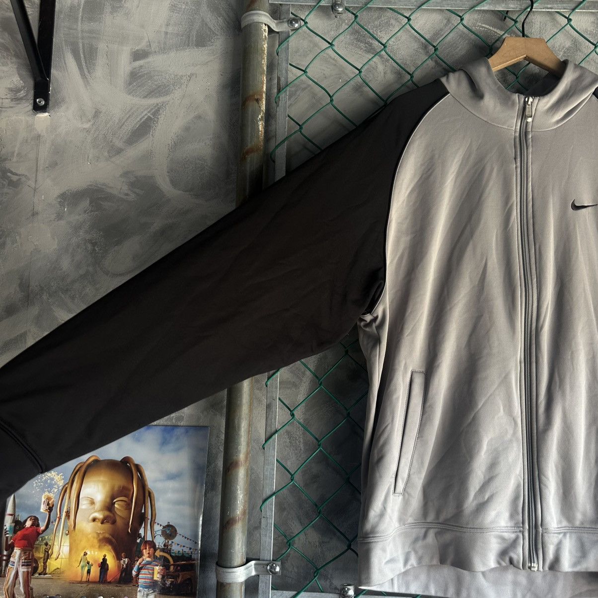 Vintage Vintage Nike Track Jacket Mens XL Gray Black Embroidered Size US XL / EU 56 / 4 - 3 Thumbnail