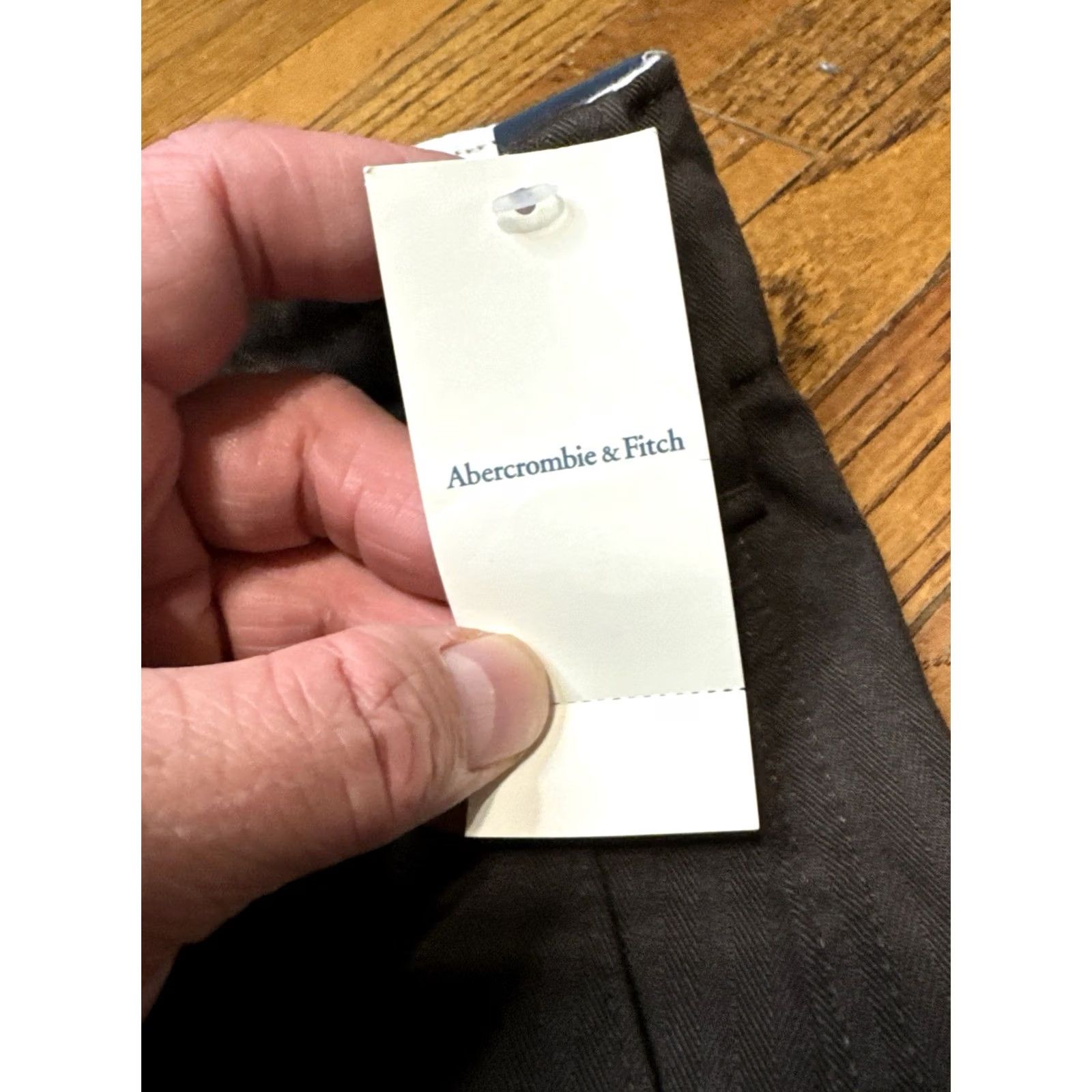 Abercrombie & Fitch Abercrombie & Fitch Loose Fit Chino Pants Brown 30x32 Mens NWT Casual Flat Front Size US 30 / EU 46 - 7 Thumbnail