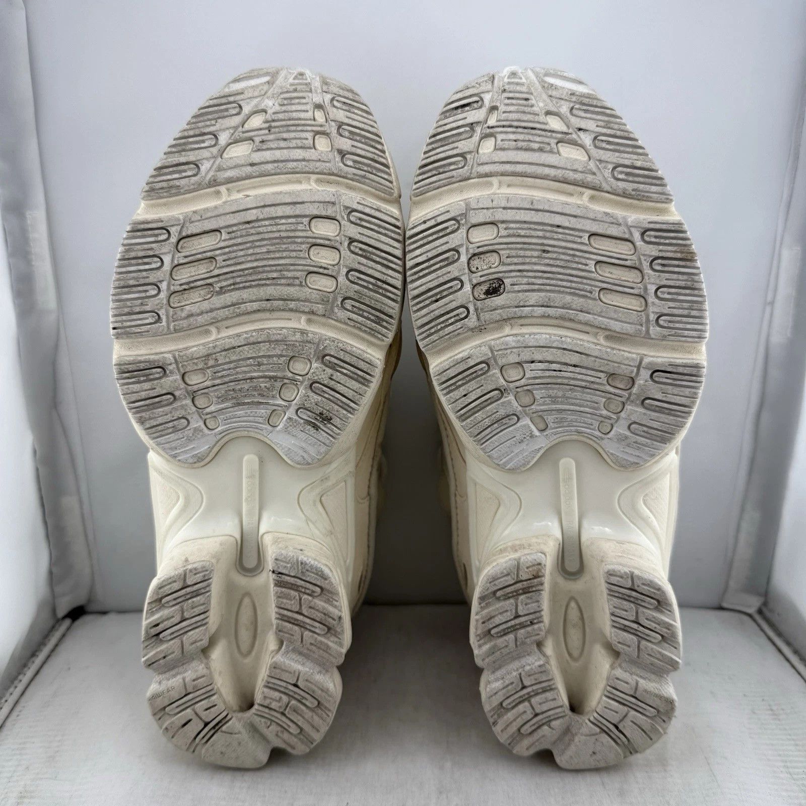 Adidas × Raf Simons Adidas x Raf Simons Ozweego Bunny 7.5 White Size US 7.5 / EU 40-41 - 9 Thumbnail