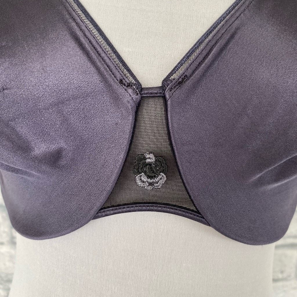 Other Olga women 38D satin front underwire bra w/3 hook closure Size ONE SIZE - 2 Thumbnail