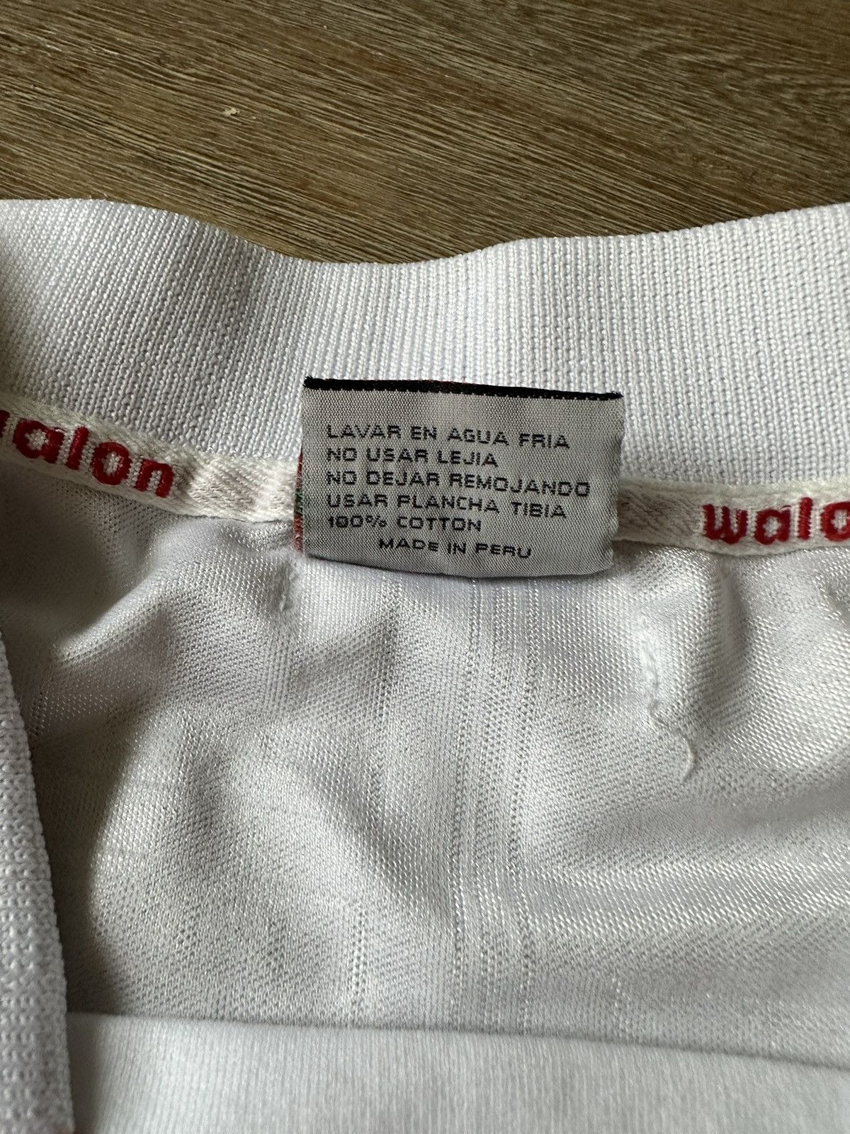 Vintage Vintage 1999/2000 Walon Peru National Team #7 Jersey Size US L / EU 52-54 / 3 - 13 Thumbnail