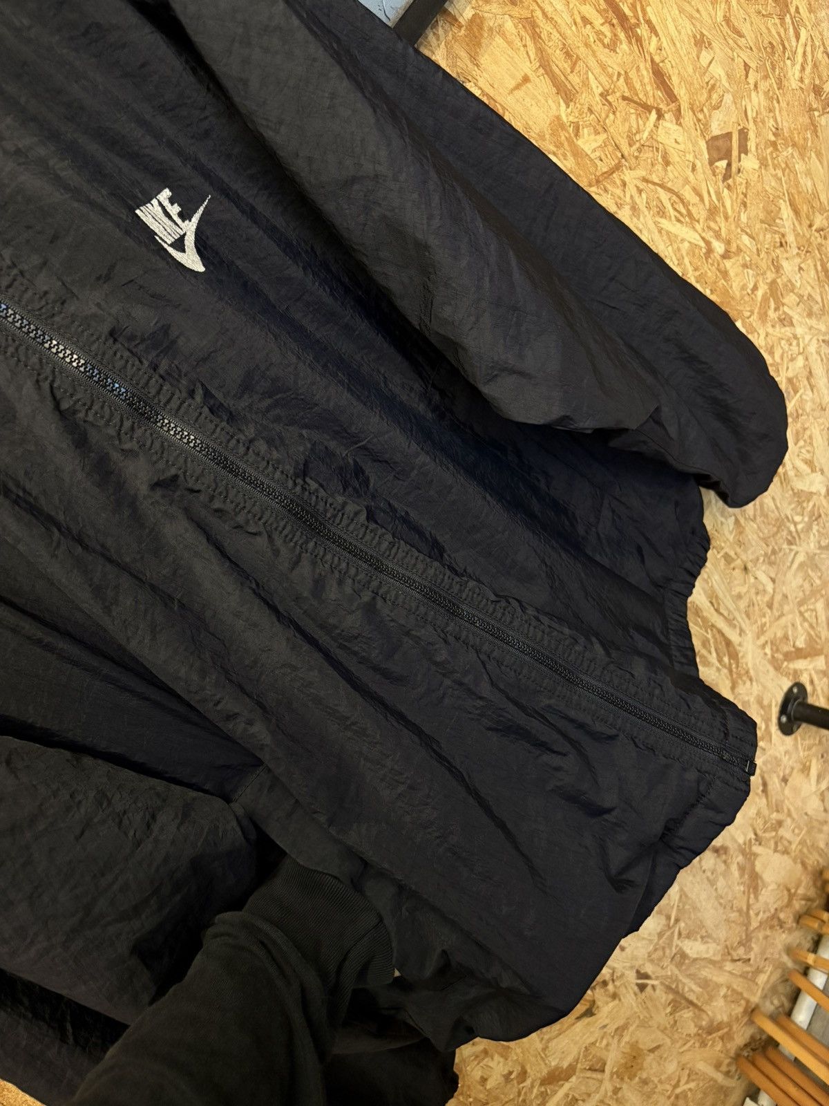 Nike Vintage Nike Swoosh Windbreaker Jacket 🔥 Size US XL / EU 56 / 4 - 5 Thumbnail