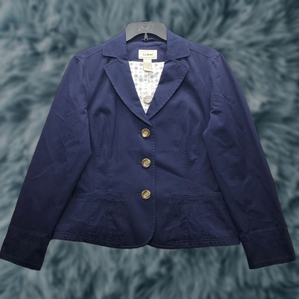 Vintage L.L. Bean Blazer Jacket Womens Petites 12P Blue Single Breasted Notch Lapel Shirt Womens Size 12P Blue Blazer Womens Size XL / US 12-14 / IT 48-50 - 1 Thumbnail