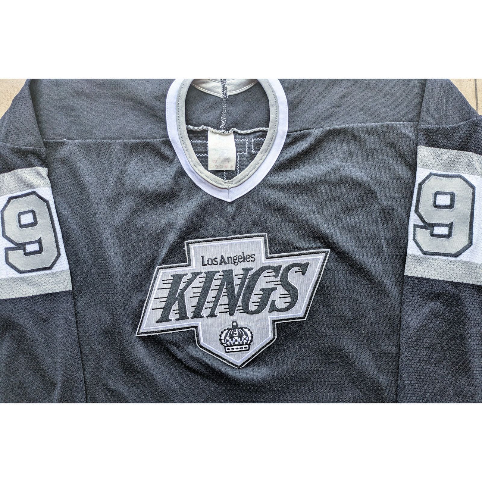 Ccm × NHL Wayne GRETZKY 99 LA Kings 90s CCM jersey L black hockey vtg Size US L / EU 52-54 / 3 - 4 Thumbnail