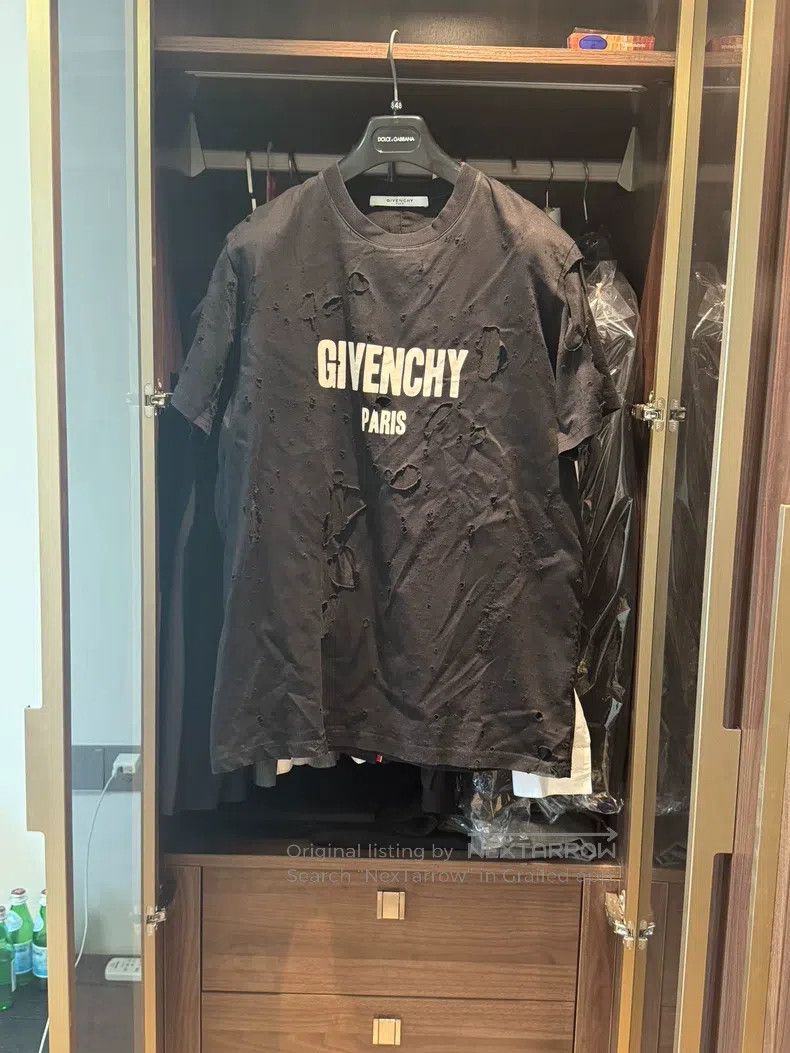 Givenchy Givenchy Destroyed short-sleeve black Size US XS / EU 42 / 0 - 2 Thumbnail