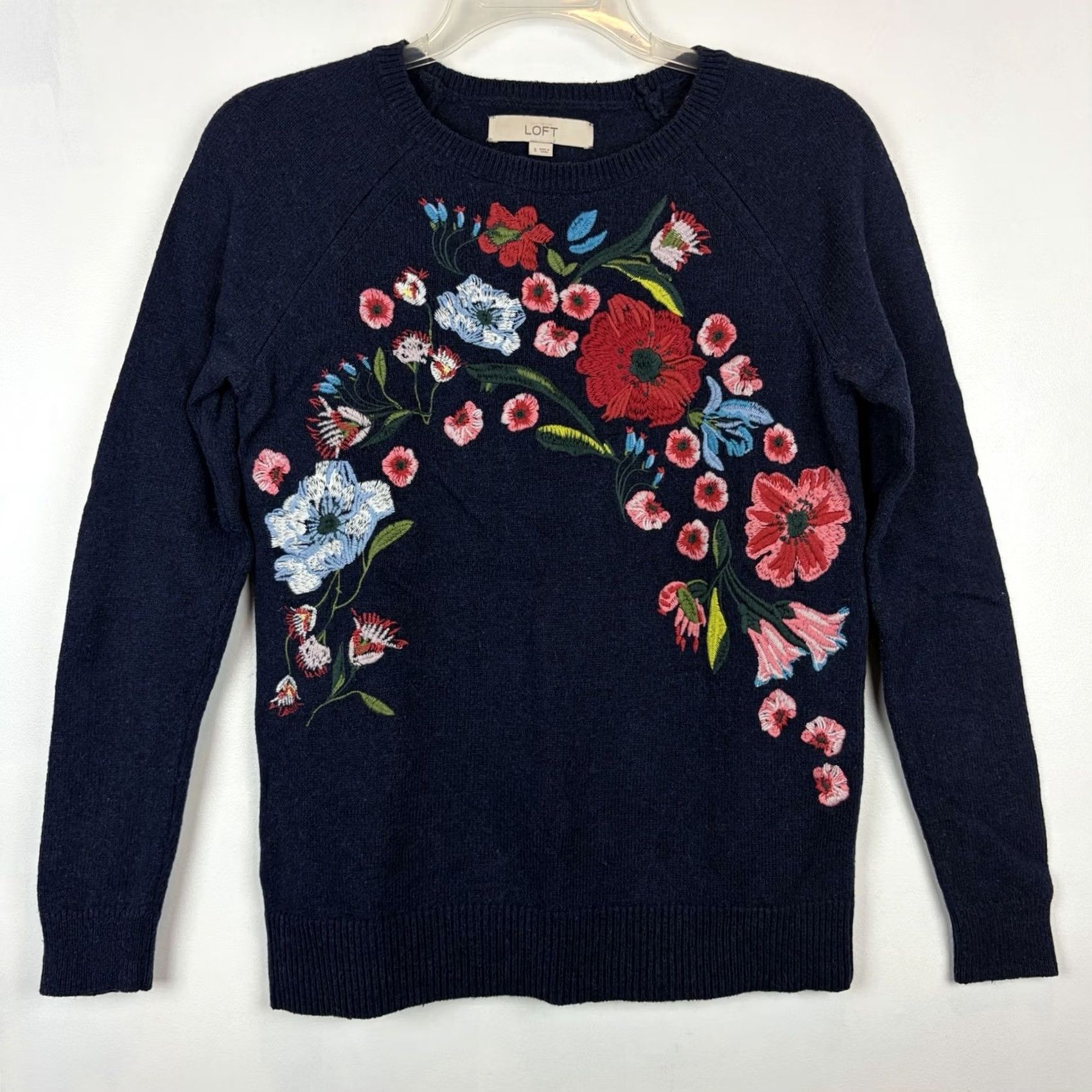 Loft LOFT Floral Embroidered Sweater Womens Small Blue Crew Neck Preppy Old Money Size S / US 4 / IT 40 - 2 Thumbnail