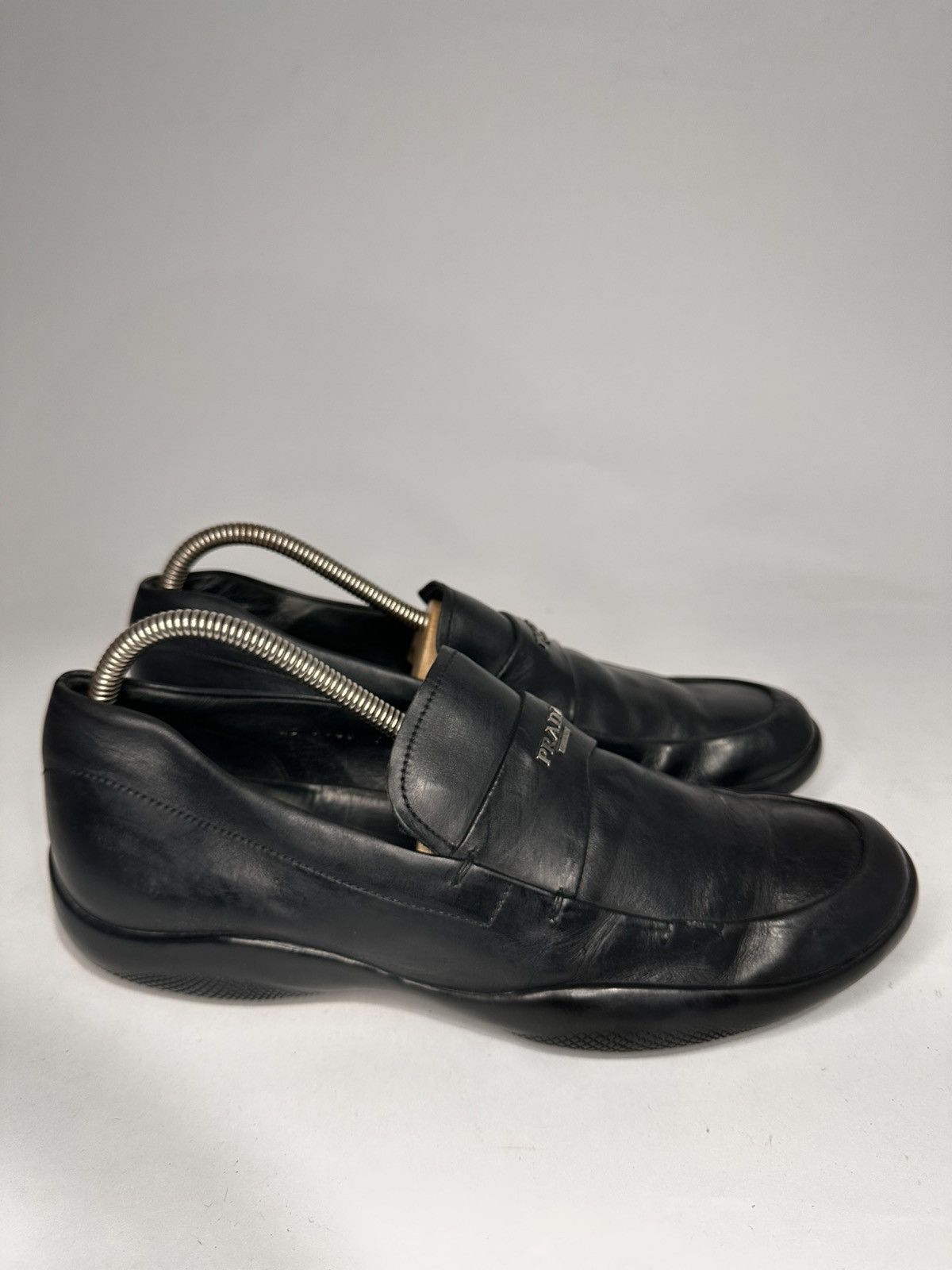 Prada PRADA MILANO 4D2008 LOGO STAMP VAMP DRIVING LOAFER. Size US 8 / EU 41 - 3 Thumbnail