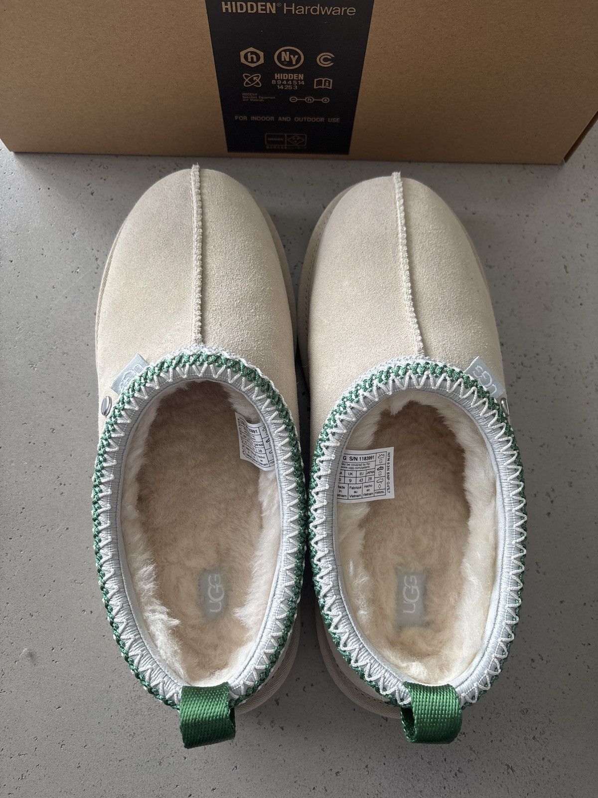 HIDDEN HIDDEN x UGG Low Top Slippers Size US 10 / EU 43 - 5 Thumbnail