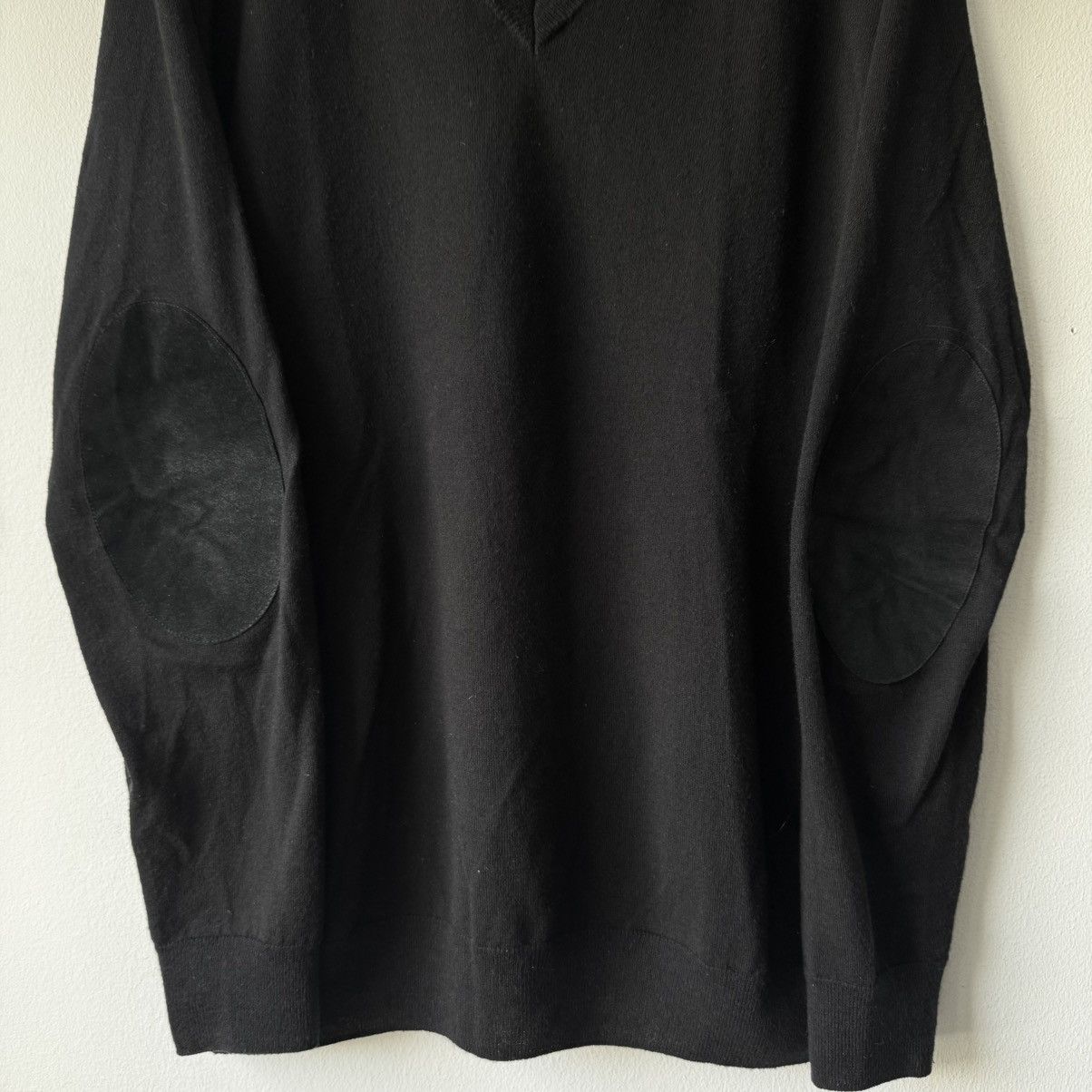 Maison Margiela AW2015 Maison Margiela V-Neck Pullover Elbow Patch Knit Size US L / EU 52-54 / 3 - 3 Thumbnail