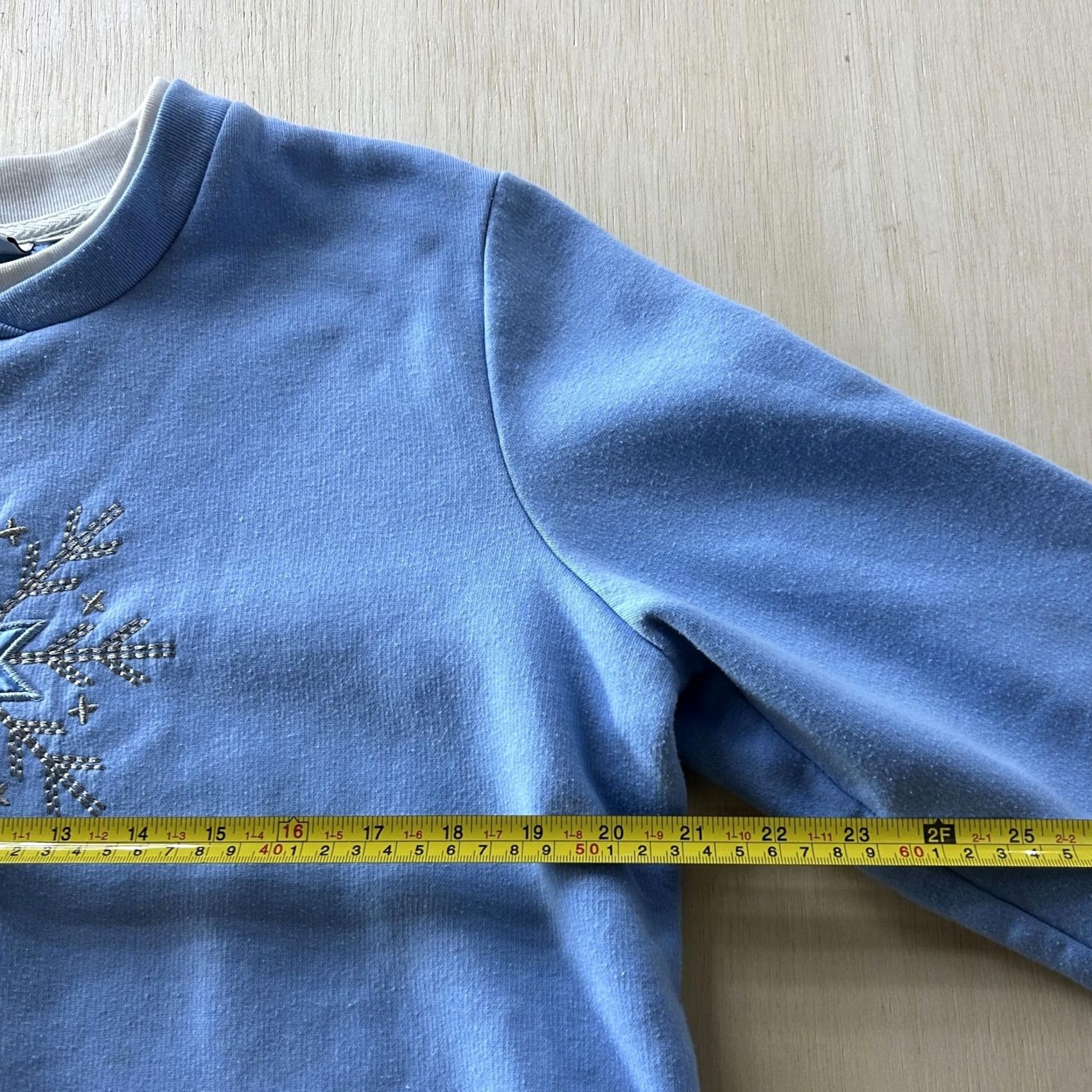 Vintage Studio Works Sport Sweatshirt Womens PL Large Blue Lined Embroidered Snowflake Sweater Crew Neck Long Sleeve Size L / US 10 / IT 46 - 4 Thumbnail