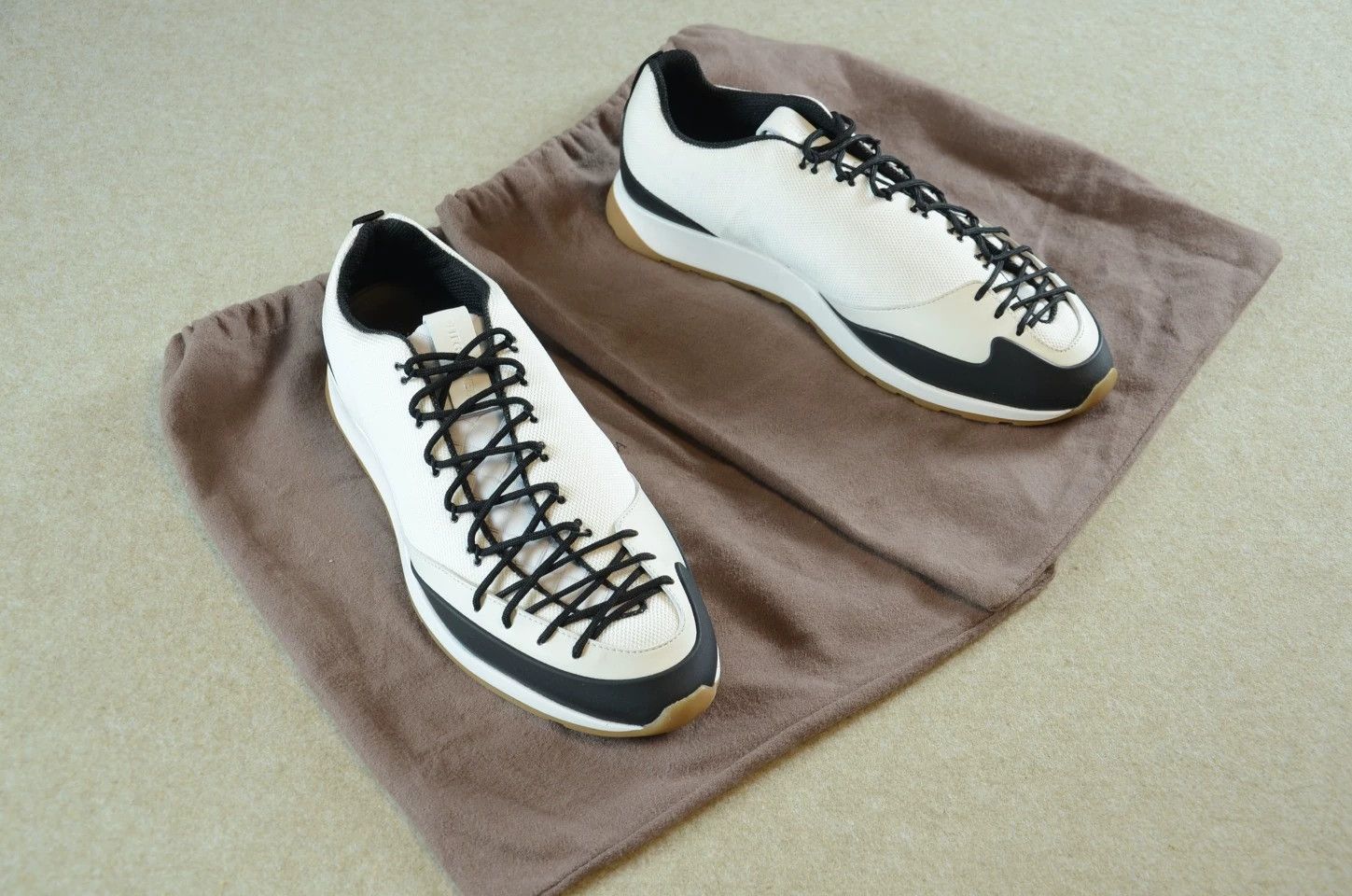 Bottega Veneta Bottega Veneta Daniel Lee Black Asymmetric Design Sneaker Size US 11 / EU 44 - 9 Thumbnail