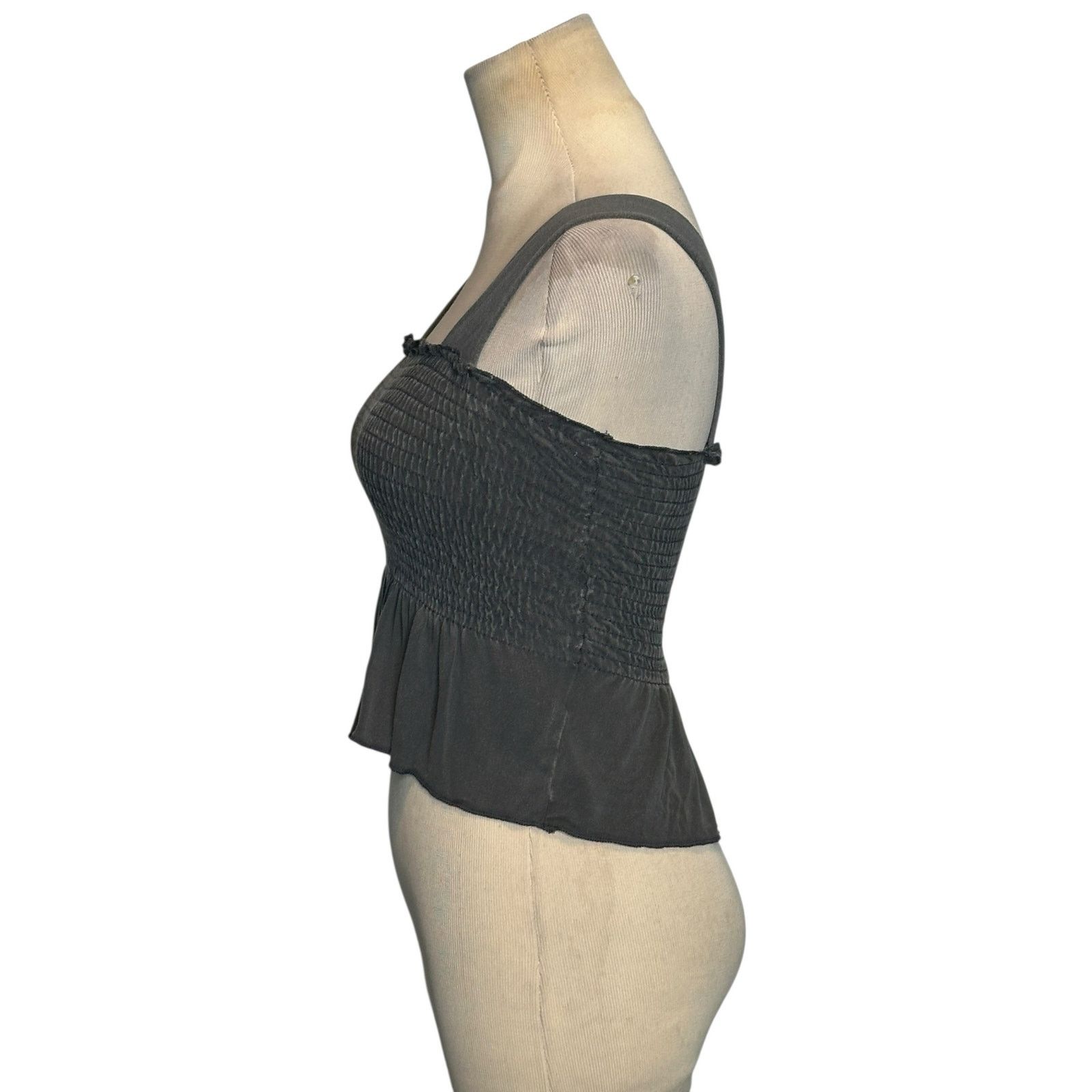 Urban Outfitters Urban Outfitters gray wash smocked peplum tank top size XS Size XS / US 0-2 / IT 36-38 - 5 Thumbnail