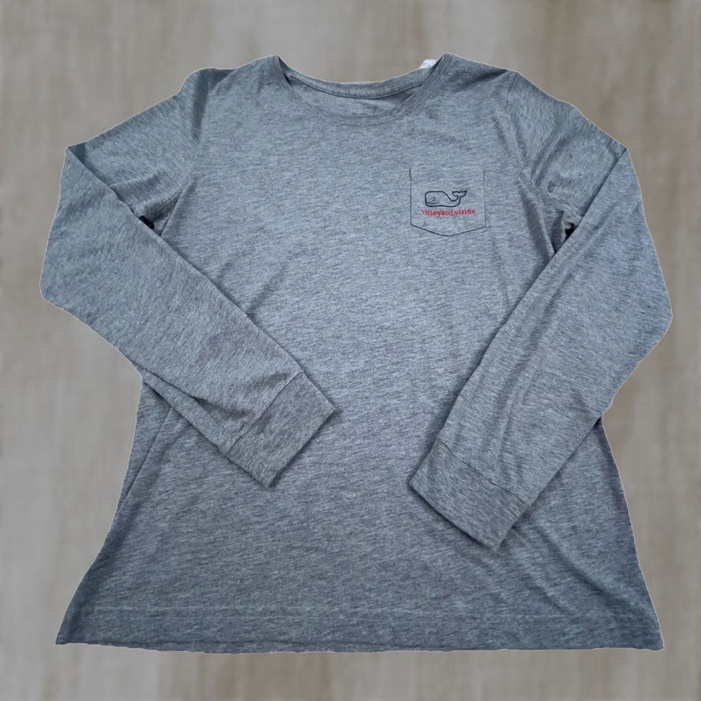 Vineyard Vines Vineyard Vines Shirt Women M Gray Tee Christmas Happy Holidays Whale Pocket Crew Neck Long Sleeve Jersey Cotton Polyester Size M / US 6-8 / IT 42-44 - 1 Thumbnail