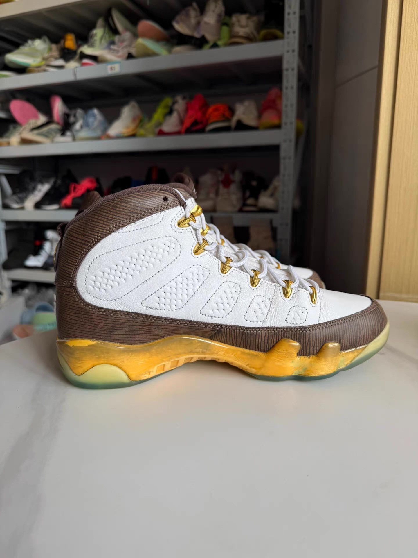 Nike Air Jordan 9, trendy Q10 Size US 9.5 / EU 42-43 - 1 Thumbnail