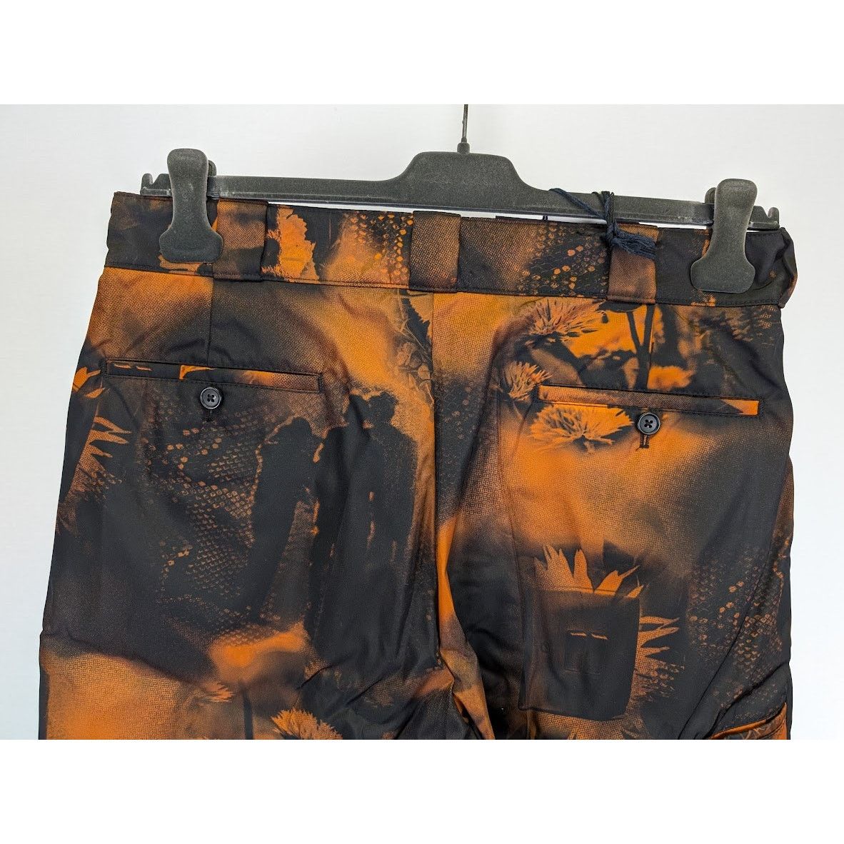 Prada o1rshd1 Re-Nylon Human Pantalone Shorts in Arancio Size US 32 / EU 48 - 17 Thumbnail