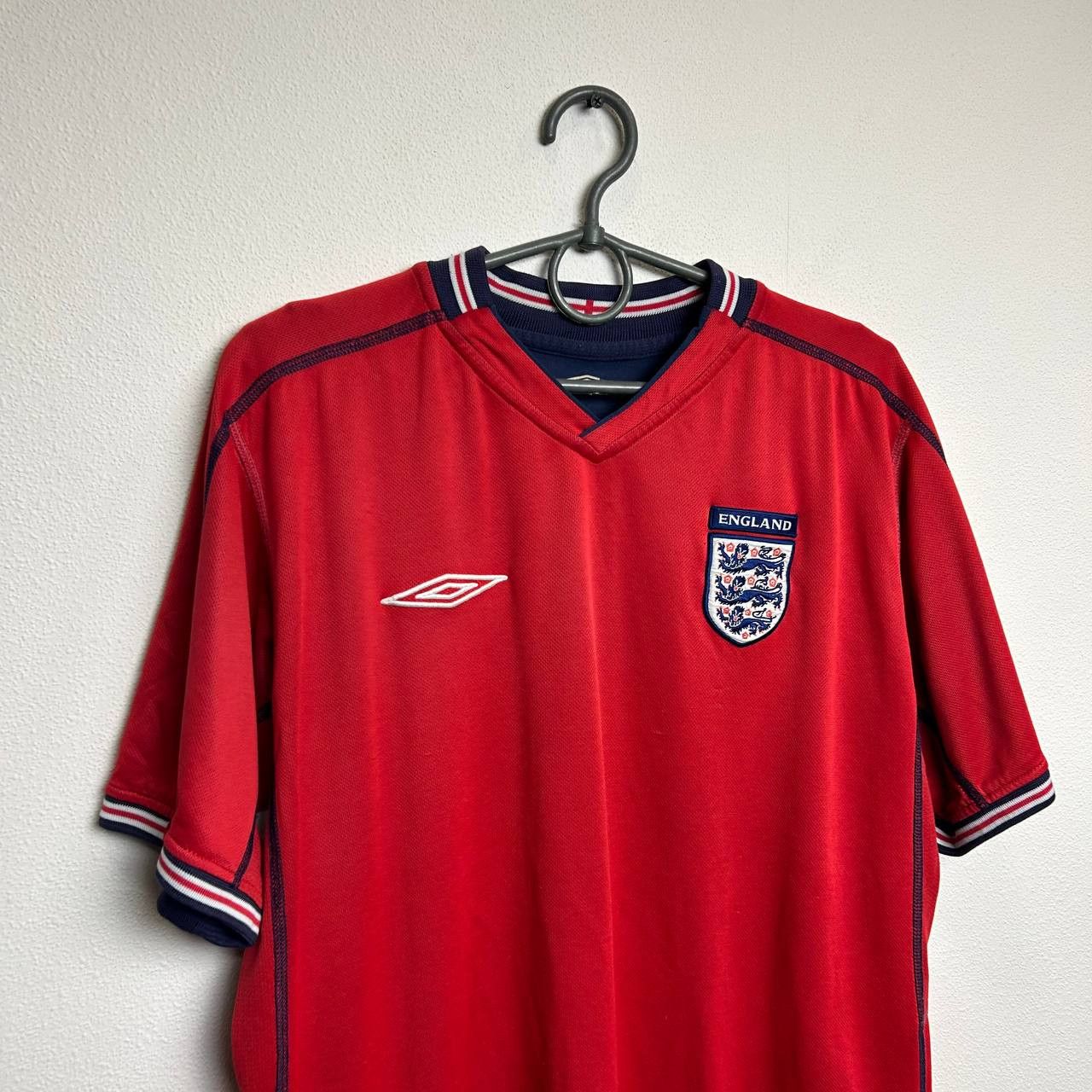 Umbro Vintage Umbro England 2004 Two Sided rare soccer jersey Size US M / EU 48-50 / 2 - 2 Thumbnail