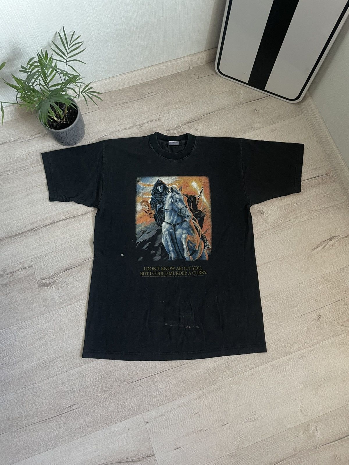 Band Tees × Vintage Vintage 90s Discworld By Terry Pratchett Tee Series Book Y2k Size US XL / EU 56 / 4 - 1 Thumbnail