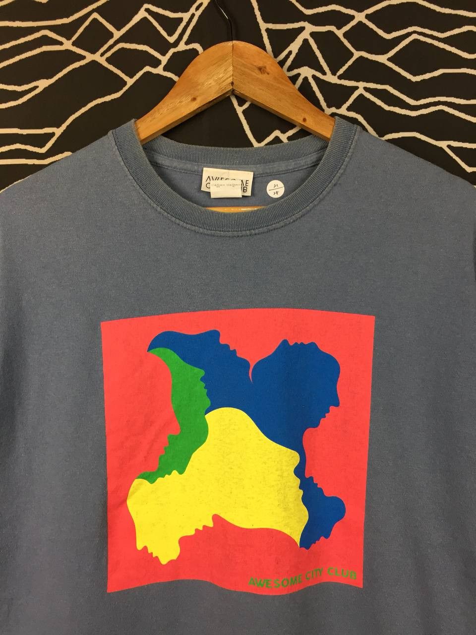 Band Tees Awesome City Club Japanese J-Pop Band Abstract Faces Tee Size US L / EU 52-54 / 3 - 3 Thumbnail