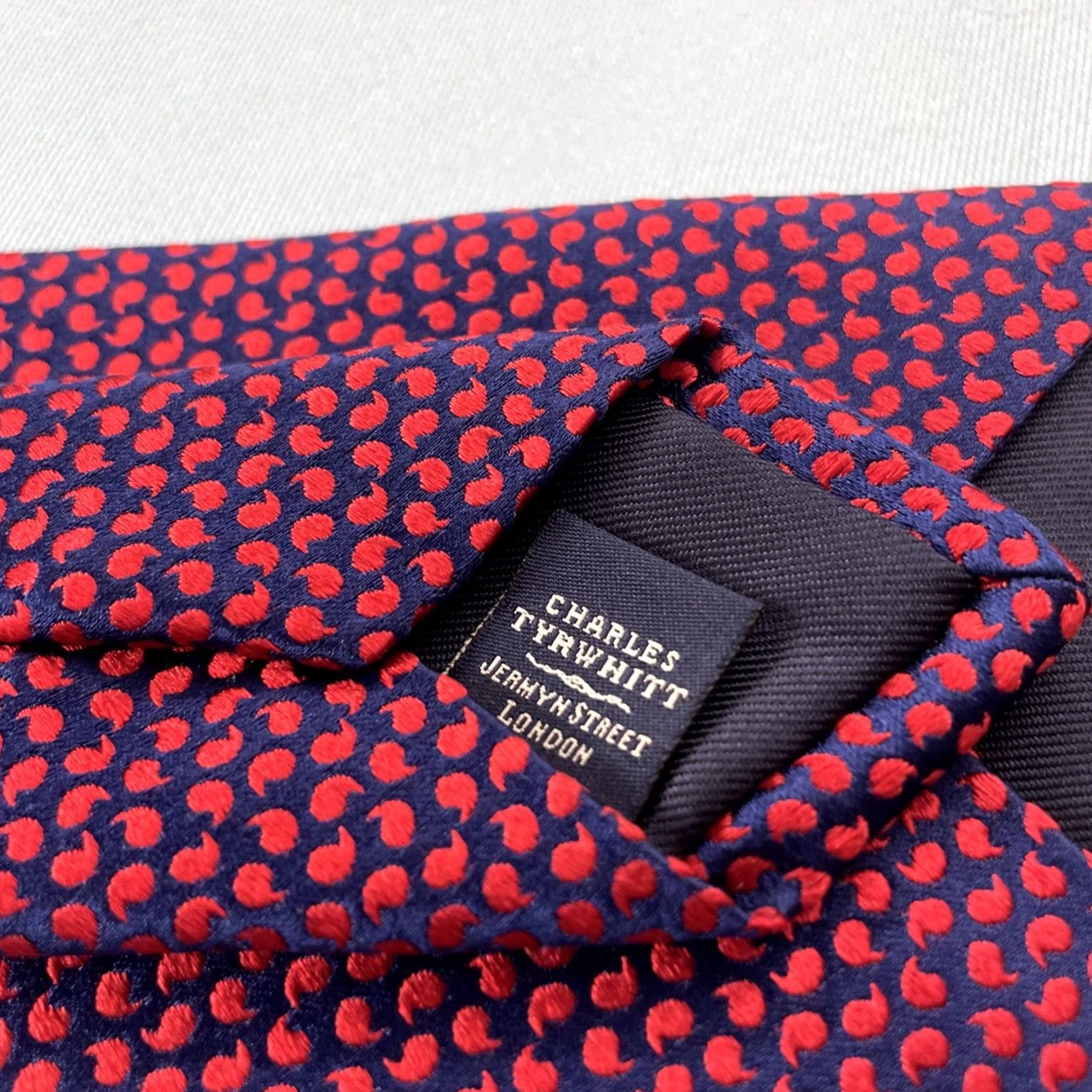 Charles Tyrwhitt VINTAGE? No. Charles Tyrwhitt Silk Tie Red Blue Textured Men Necktie Made England 3.5x60 Size ONE SIZE - 7 Thumbnail