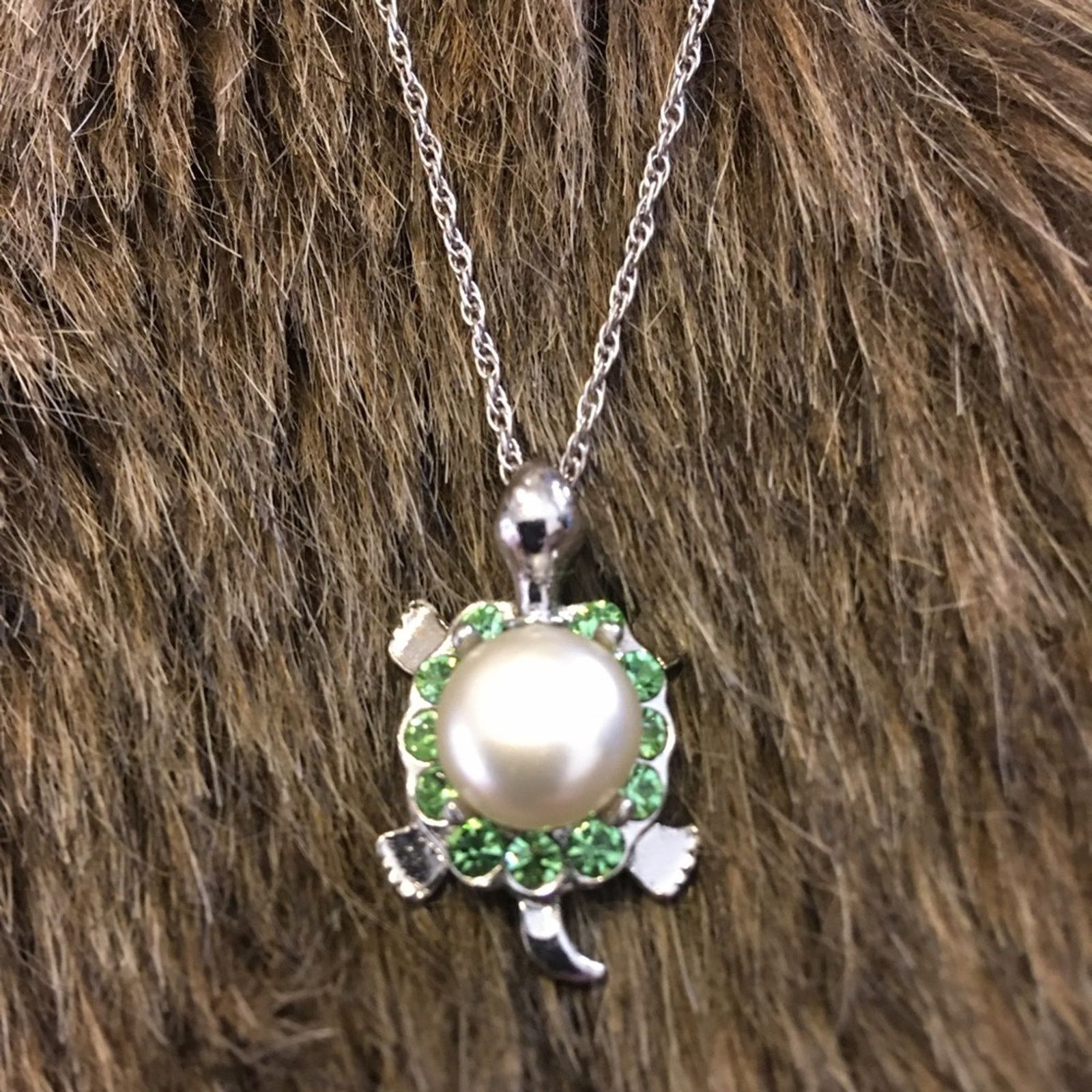 Vintage Vintage pearl & crystal turtle pendant on chain Size ONE SIZE - 6 Thumbnail