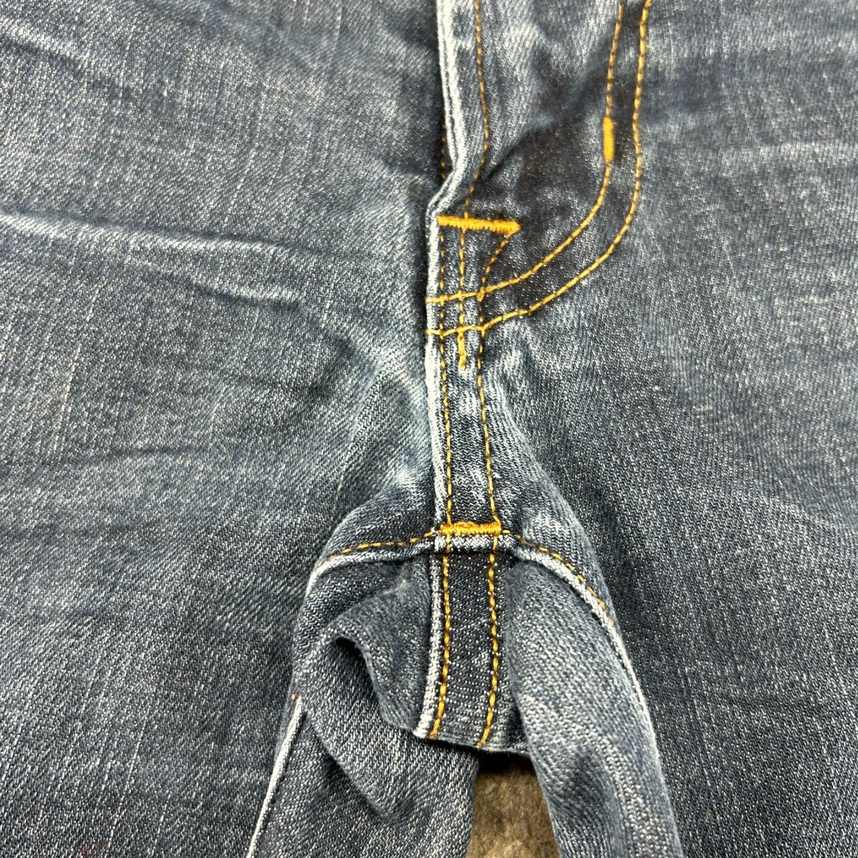 American Eagle Outfitters American Eagle Outfitters Jeans Mens 30x34 Blue Distressed Slim Straight Leg Dark Denim 5-Pocket Distressed Slimming Men Size US 30 / EU 46 - 7 Thumbnail