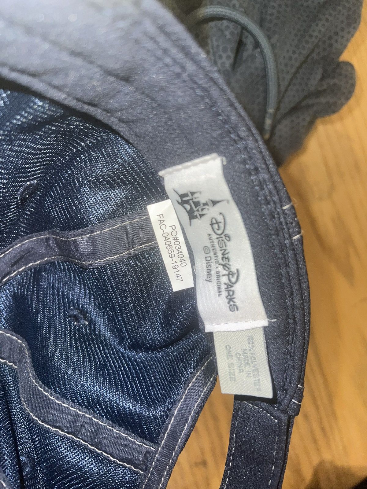 Disney Disney Retired Club 33 Hat Size ONE SIZE - 5 Thumbnail