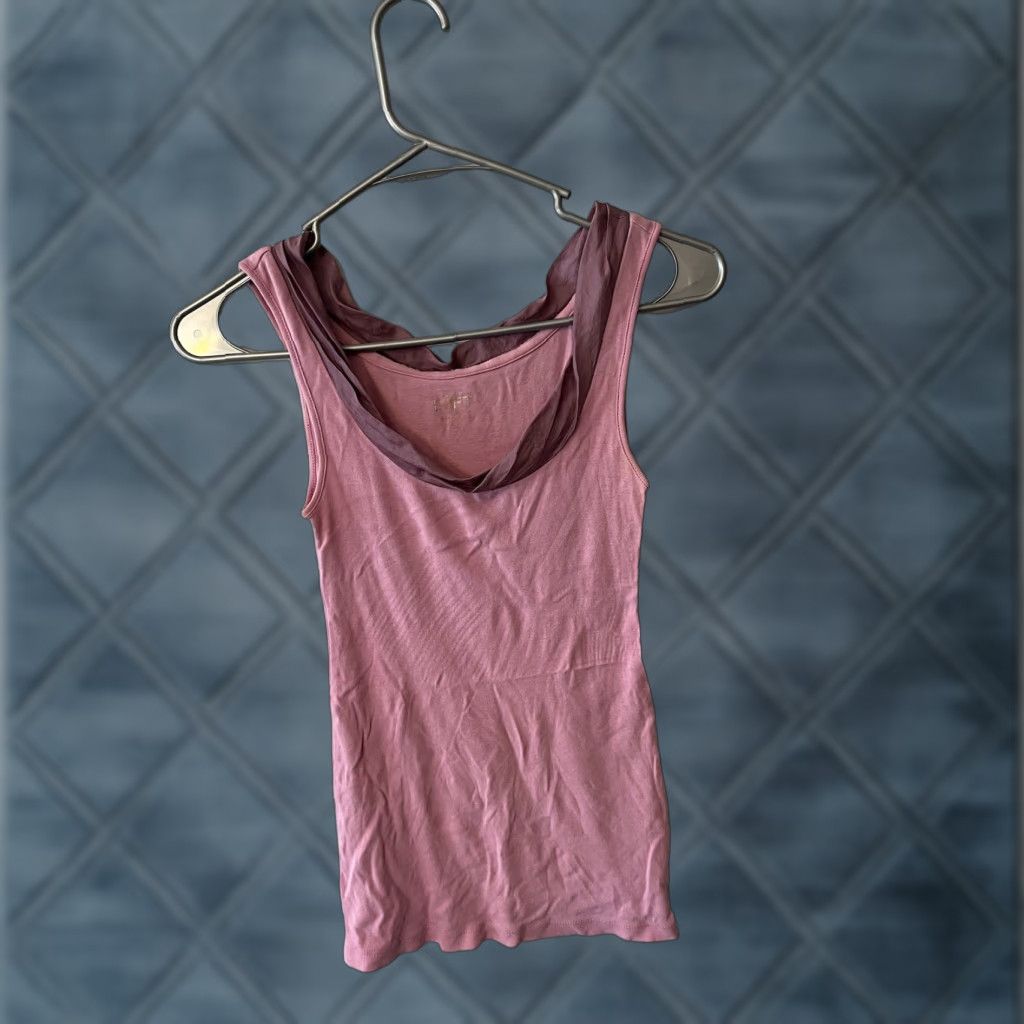Ann Taylor VINTAGE Ann Taylor Loft Tank Womens XS Pink Sleeveless Knit Blouse Top Blouse Blosue Size XS / US 0-2 / IT 36-38 - 1 Thumbnail