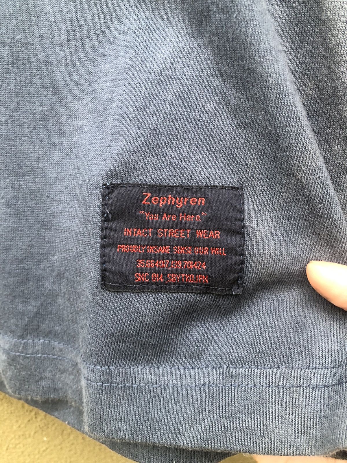 Japanese Brand × Vintage Last Drop🔥 Vintage "You are Here" Zephyren Tshirt Size US M / EU 48-50 / 2 - 9 Thumbnail
