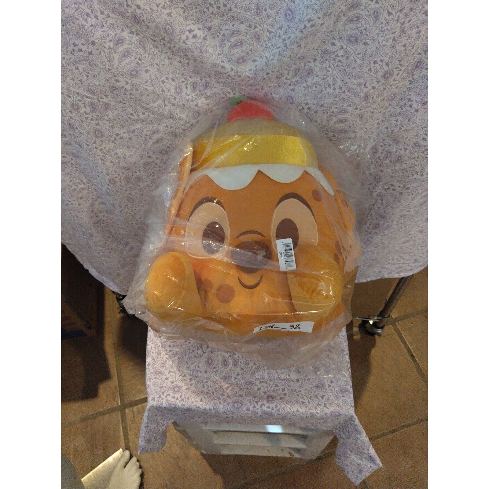 Disney Disney Stitch Pineapple UpsideDown Cake Scented Munchlings Size ONE SIZE - 6 Thumbnail