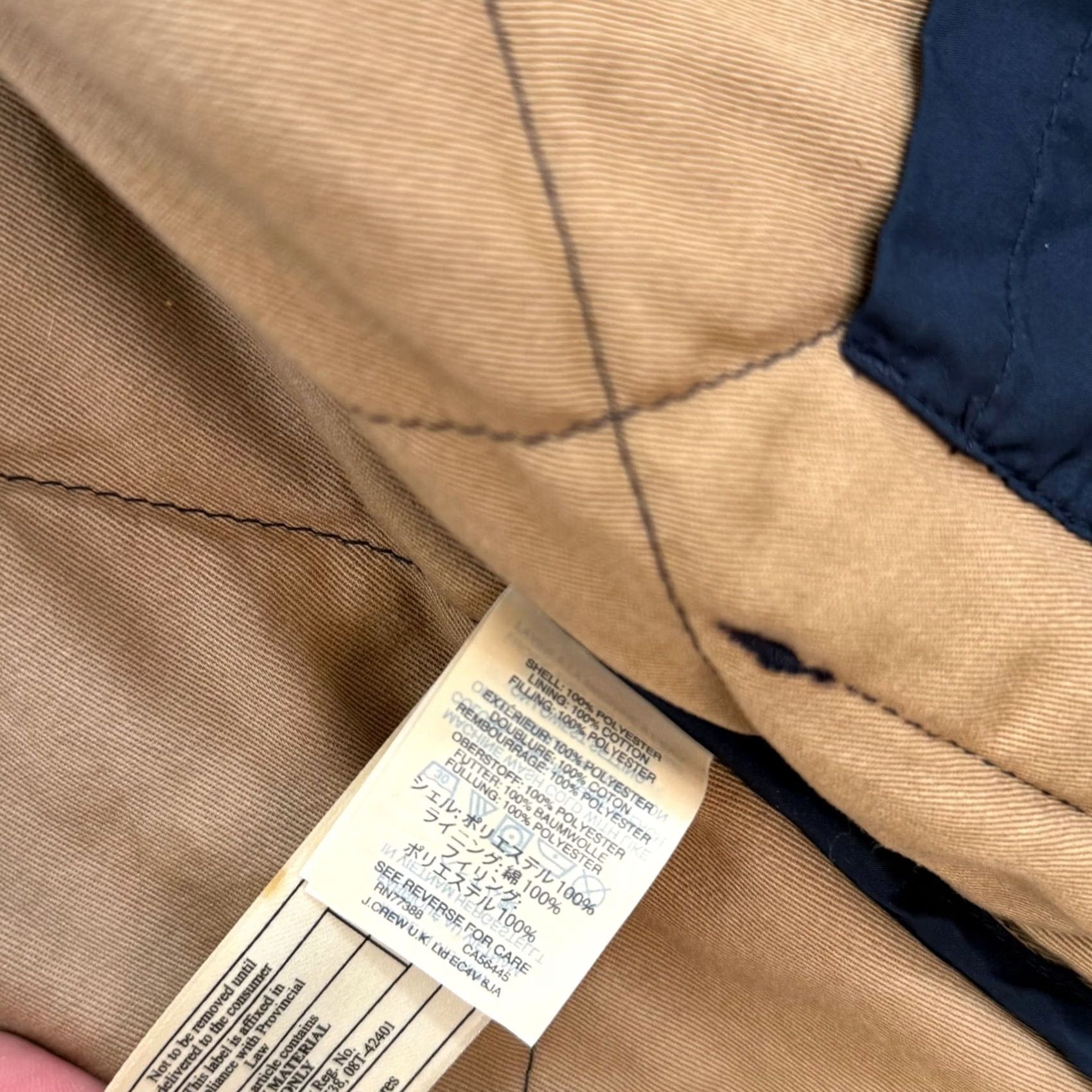 J.Crew VINTAGE? No. J. Crew Vest Women Small Navy Quilted Lightweight Full Zip Preppy Outdoor Size S / US 4 / IT 40 - 7 Thumbnail