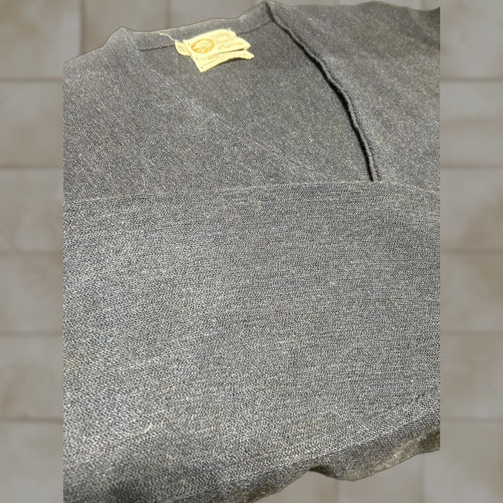 Vintage VINTAGE Pebble Beach Cardigan Sweater Men's XL Blue Knit Cable-V-Neck Long Sleeve Heavyweight Classic Button Crewneck Casual Workwear Fall Winter Size US XL / EU 56 / 4 - 1 Thumbnail