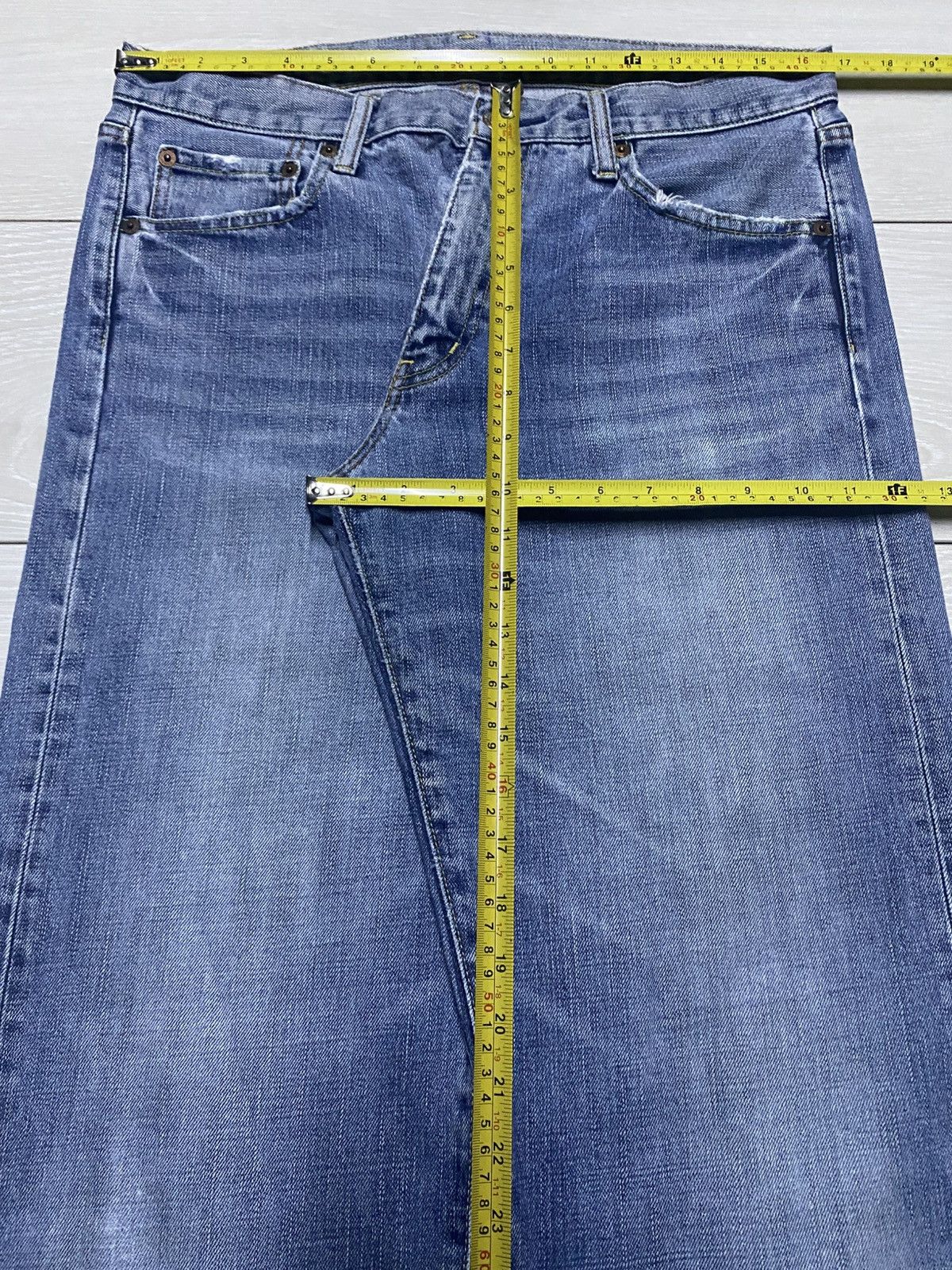 Uniqlo Vintage Japanese Brand Uniqlo S003 Faded Wash Baggy Jeans Size US 33 - 11 Thumbnail
