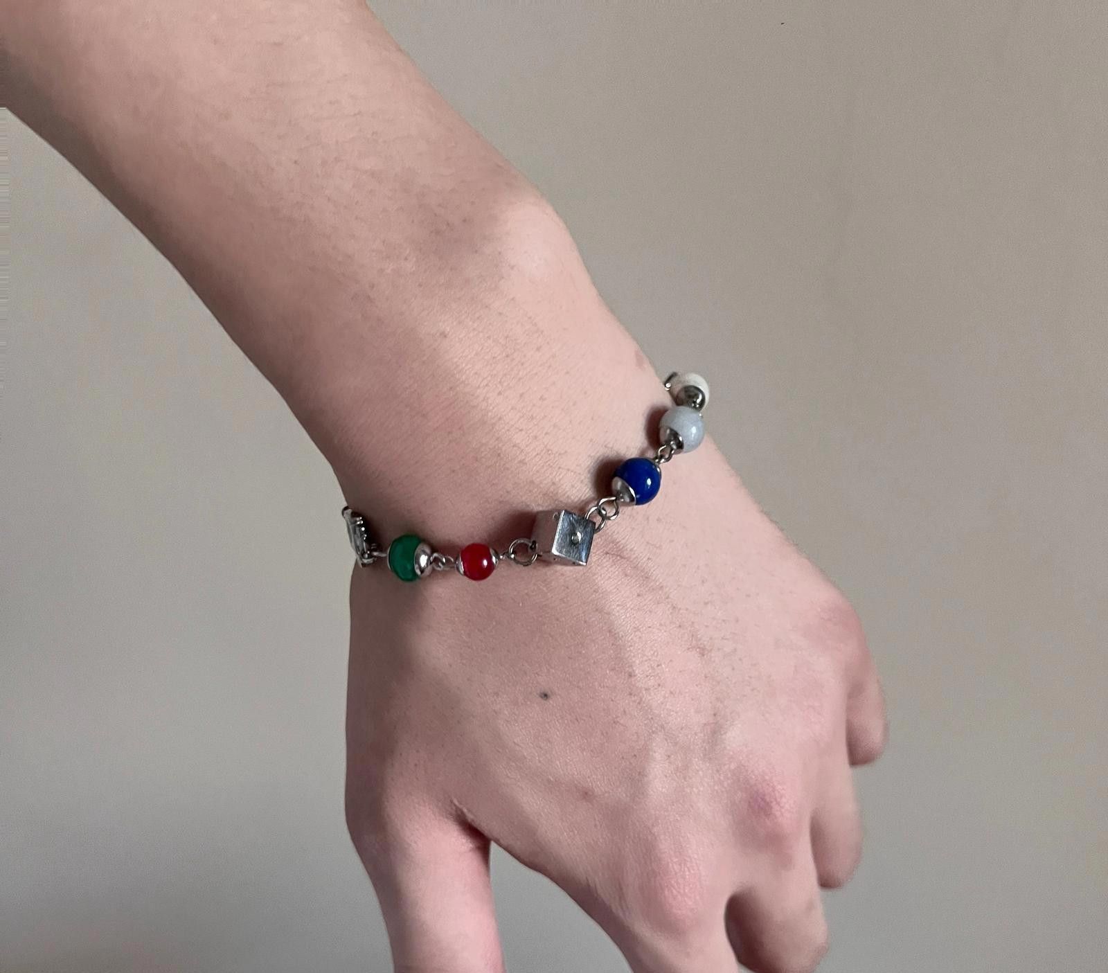 Jewelry Multicolor Beaded Silver Charm Bracelet, Gambling Dice Style Size ONE SIZE - 1 Thumbnail