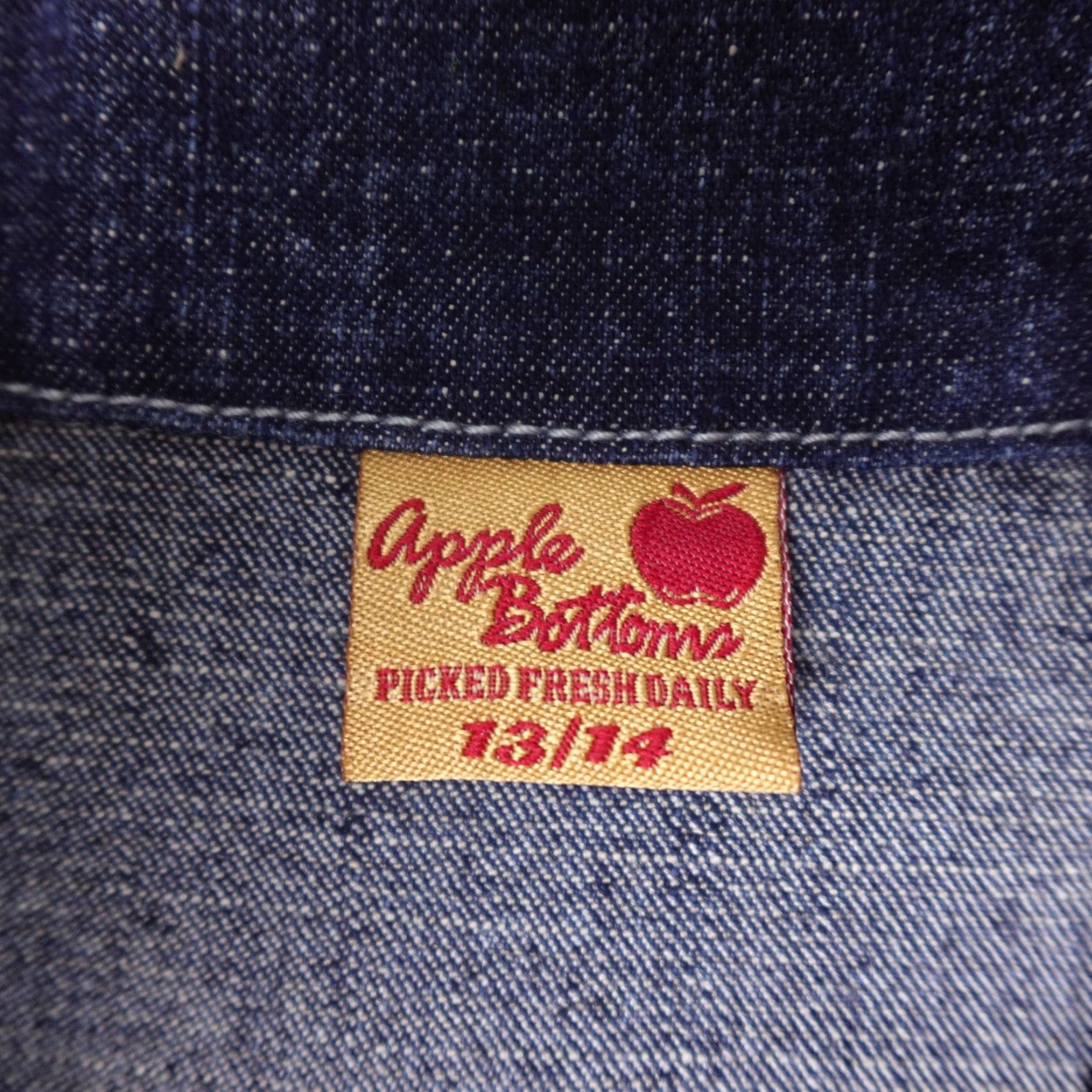 Vintage VINTAGE Apple Bottoms Vest Womens Denim Sleeveless Blue 13/14 Grunge Y2K Frayed Button Embroidered Logo Pockets Size 34" / US 12 / IT 48 - 3 Thumbnail