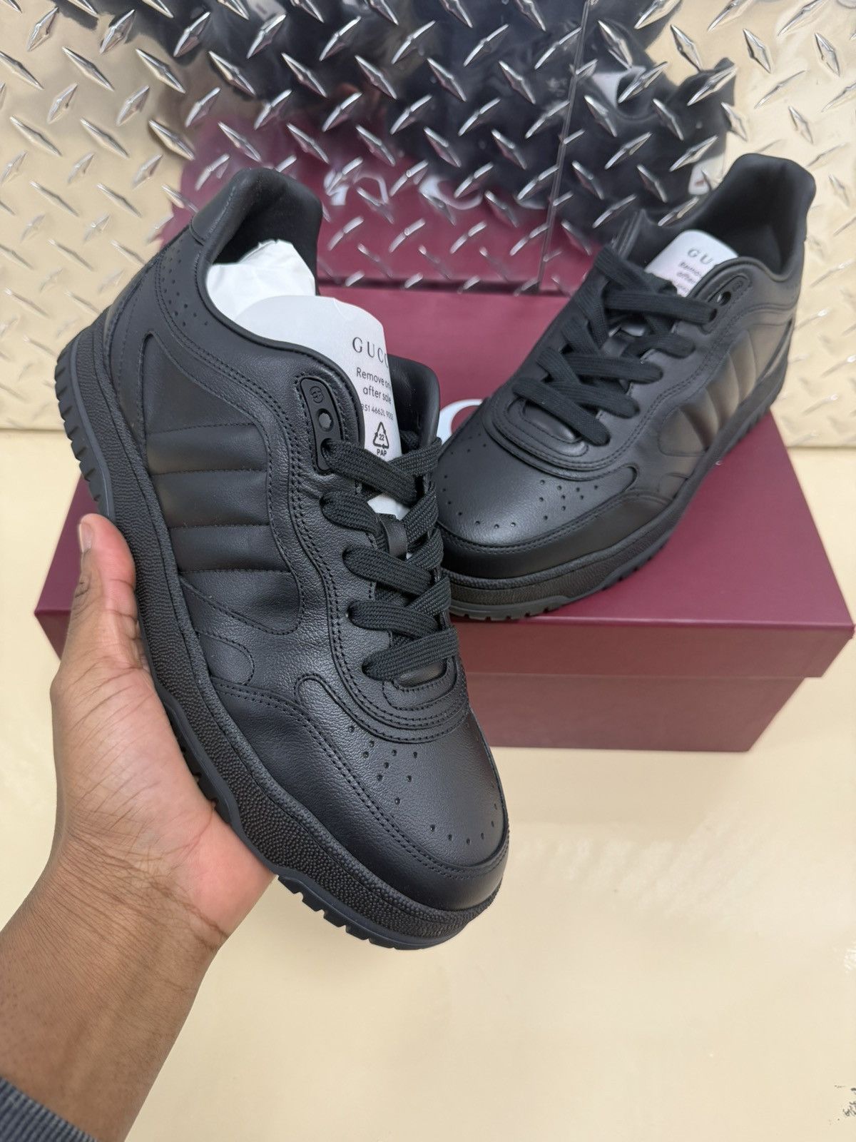Gucci Gucci Sparrow Leather Sneakers Size US 7 / EU 40 - 1 Thumbnail