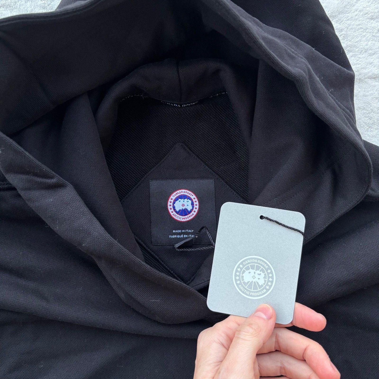 Canada Goose Canada Goose Black Muskoka Relaxed Hoodie - Large - $395 - Size L / US 10 / IT 46 - 3 Thumbnail