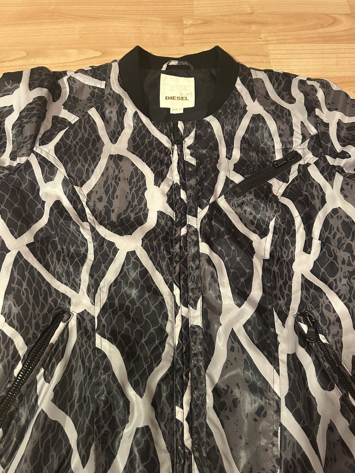 Diesel Diesel snake skin bomber Size S / US 4 / IT 40 - 4 Thumbnail