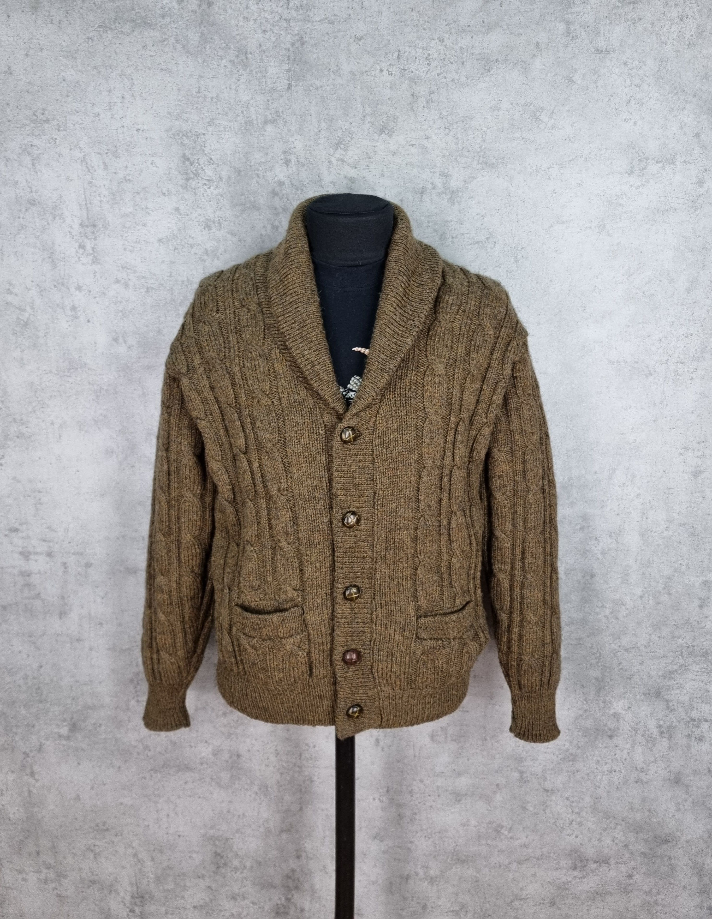 L.L. Bean L.L.Bean Virgin Wool Cable Knitted Cardigan Size US M / EU 48-50 / 2 - 8 Thumbnail