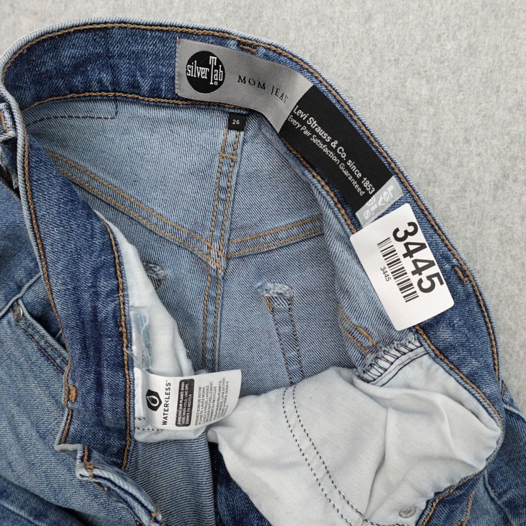 Levi's Levi's Silvertab Jeans Womens 26 (26X26) Light Wash Mom Distressed Blue 90s Style Womens Jeans Size 26" / US 2 / IT 38 - 4 Thumbnail