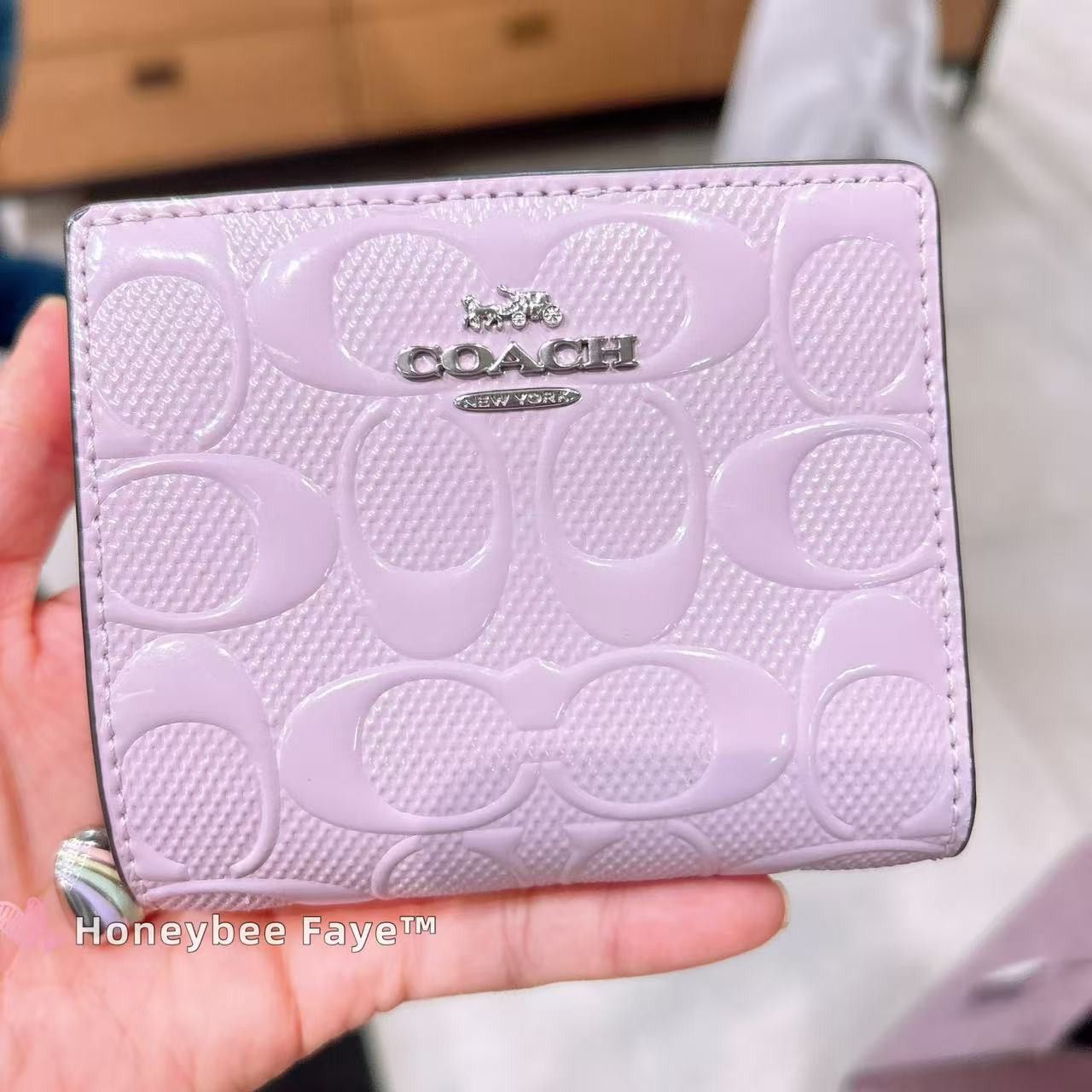 Coach Snap Wallet In Signature Leather With Heart Charm CDF21 Size ONE SIZE - 2 Thumbnail