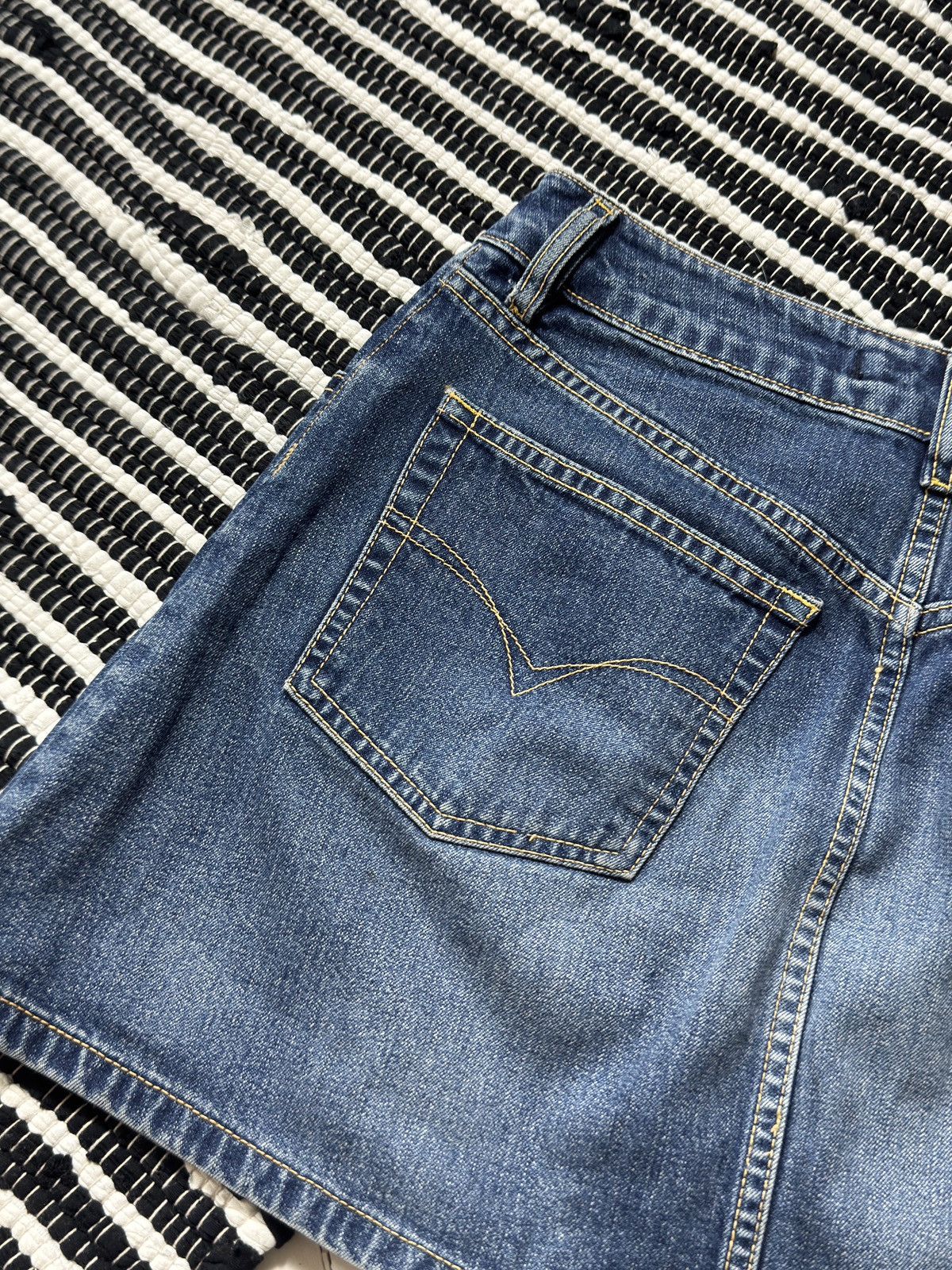 Diesel VINTAGE DIESEL WITH BUTTONS MINI DENIM SKIRT Size 29" - 13 Thumbnail