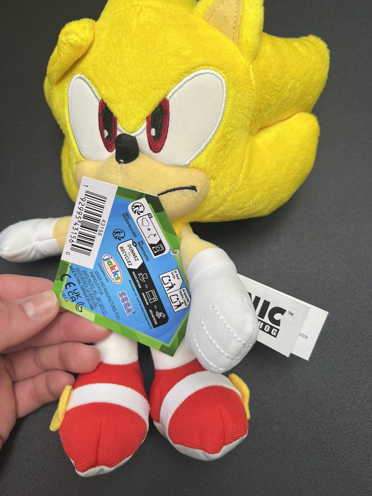 Vintage Sonic the hedgehog 35th anniversary Plushie’s Size ONE SIZE - 3 Thumbnail
