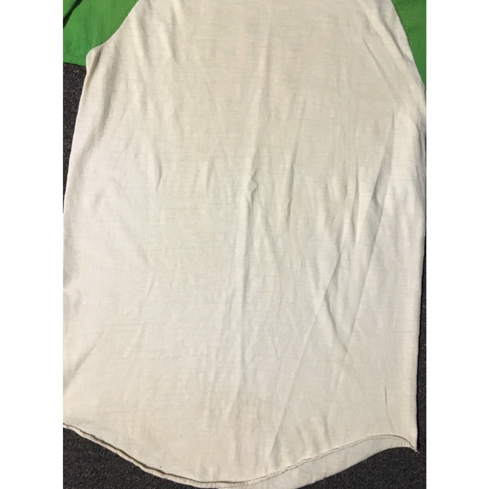 Vintage VINTAGE Notre Dame Fighting Irish Distressed Raglan Shirt M NOS Faded Green College 80s 90s USA Mens Shirt Size US M / EU 48-50 / 2 - 7 Thumbnail