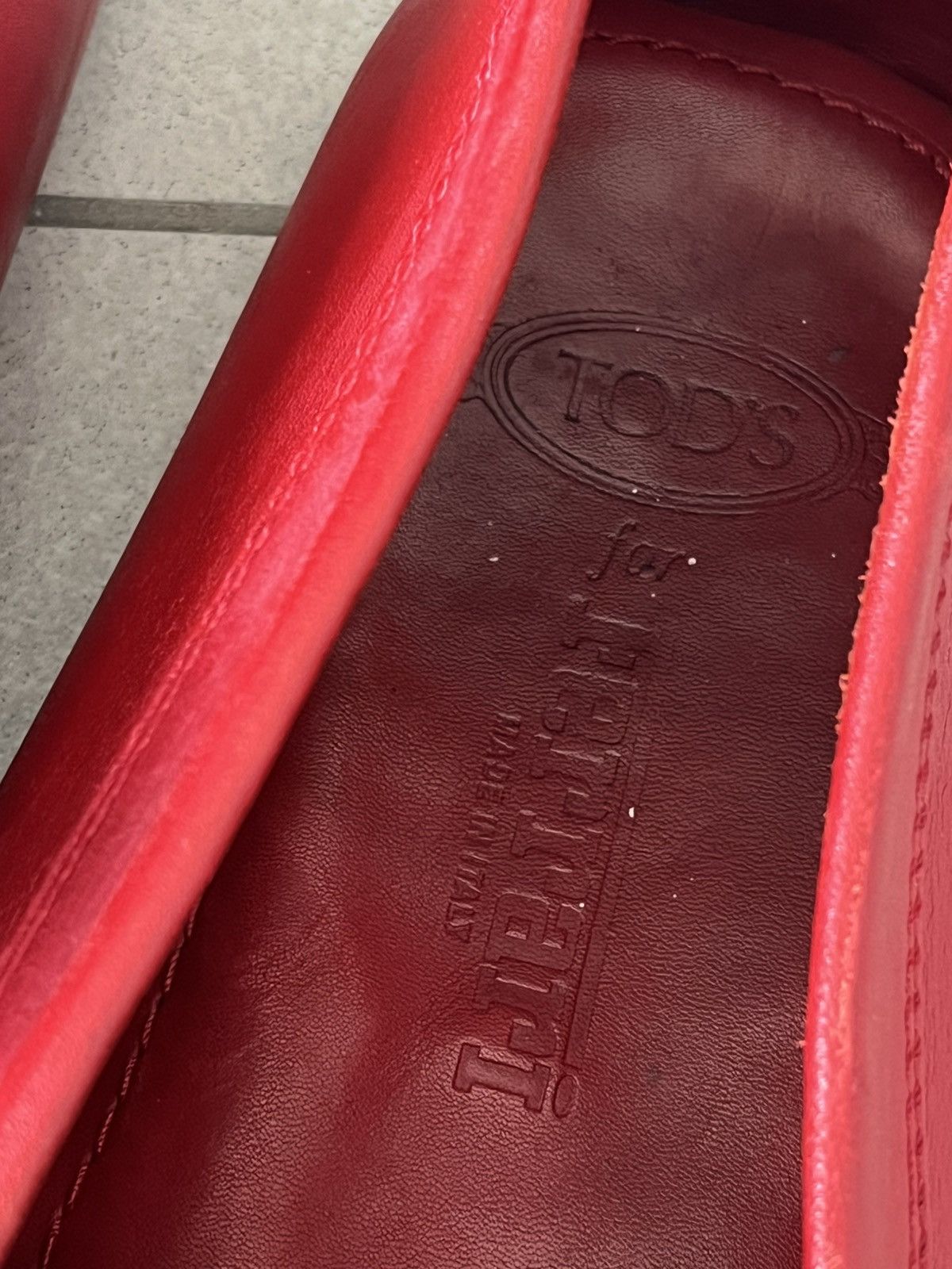 Tod's Tod’s ferrari red loafers 42 Size US 8.5 / EU 41-42 - 2 Thumbnail